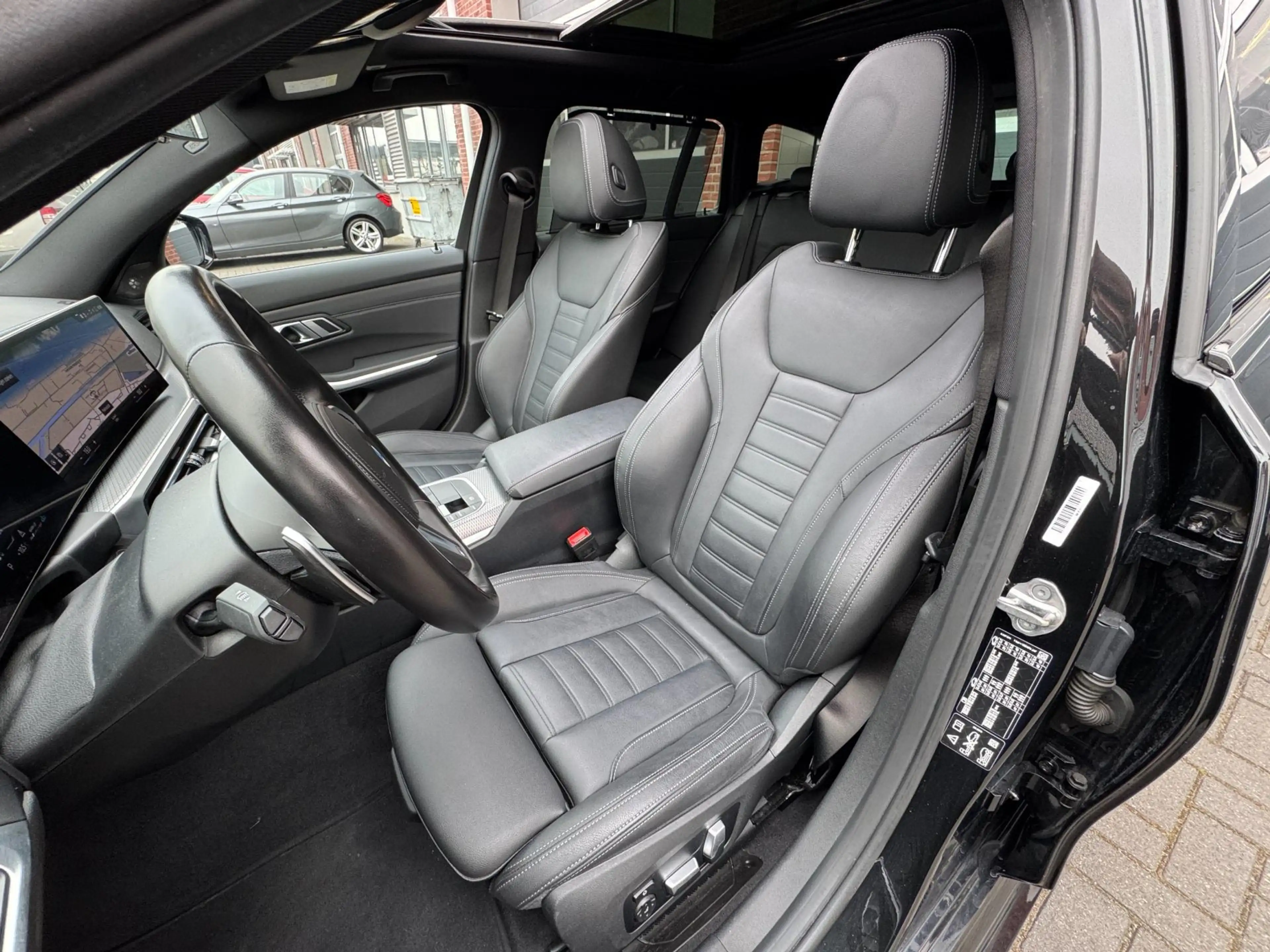 BMW 340 M340i LCI xDrive ACC Pano Leder Camera Trekhaak H/ — photo 20