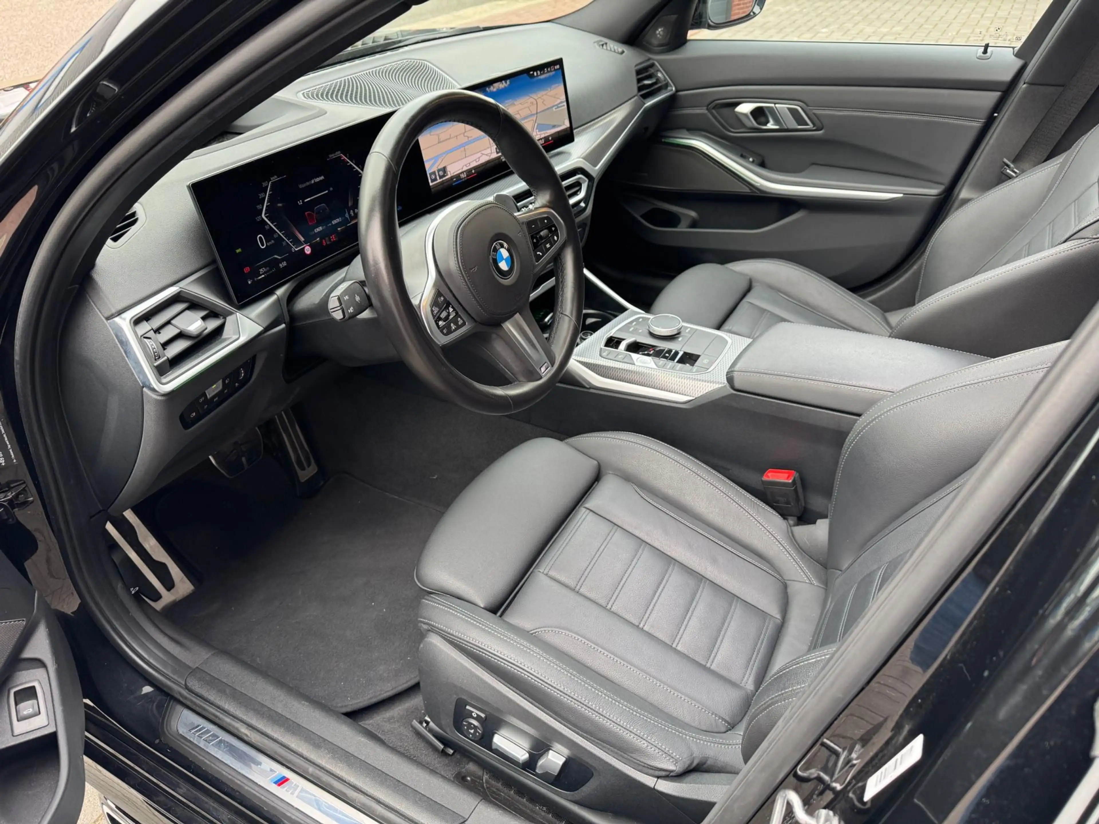 BMW 340 M340i LCI xDrive ACC Pano Leder Camera Trekhaak H/ — photo 21