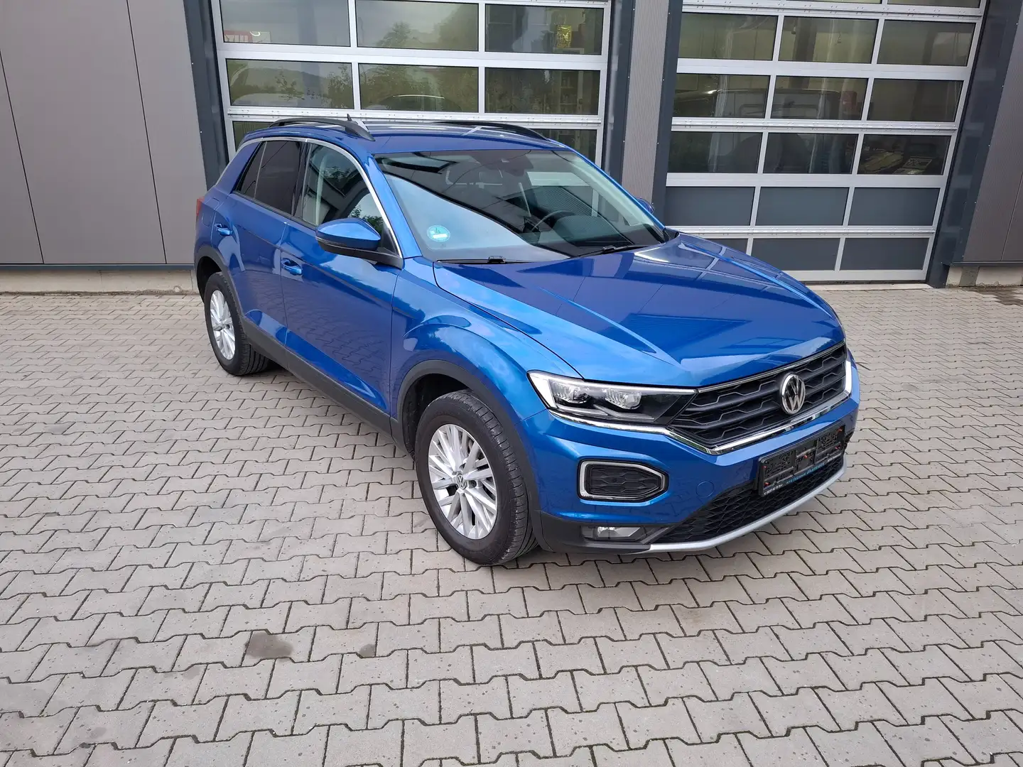 Volkswagen T-Roc 1.5 TSI CL DSG ALU Blau - 2