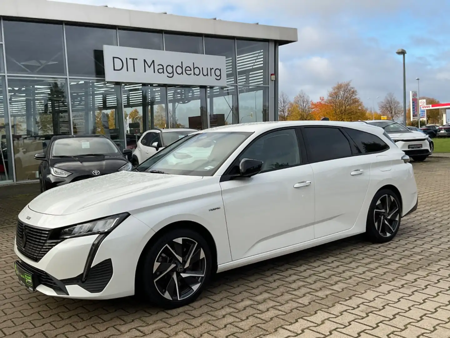 Peugeot 308 180 SW Allure Pack ACC+LED+Navi+SHZ+2xKlima Weiß - 2