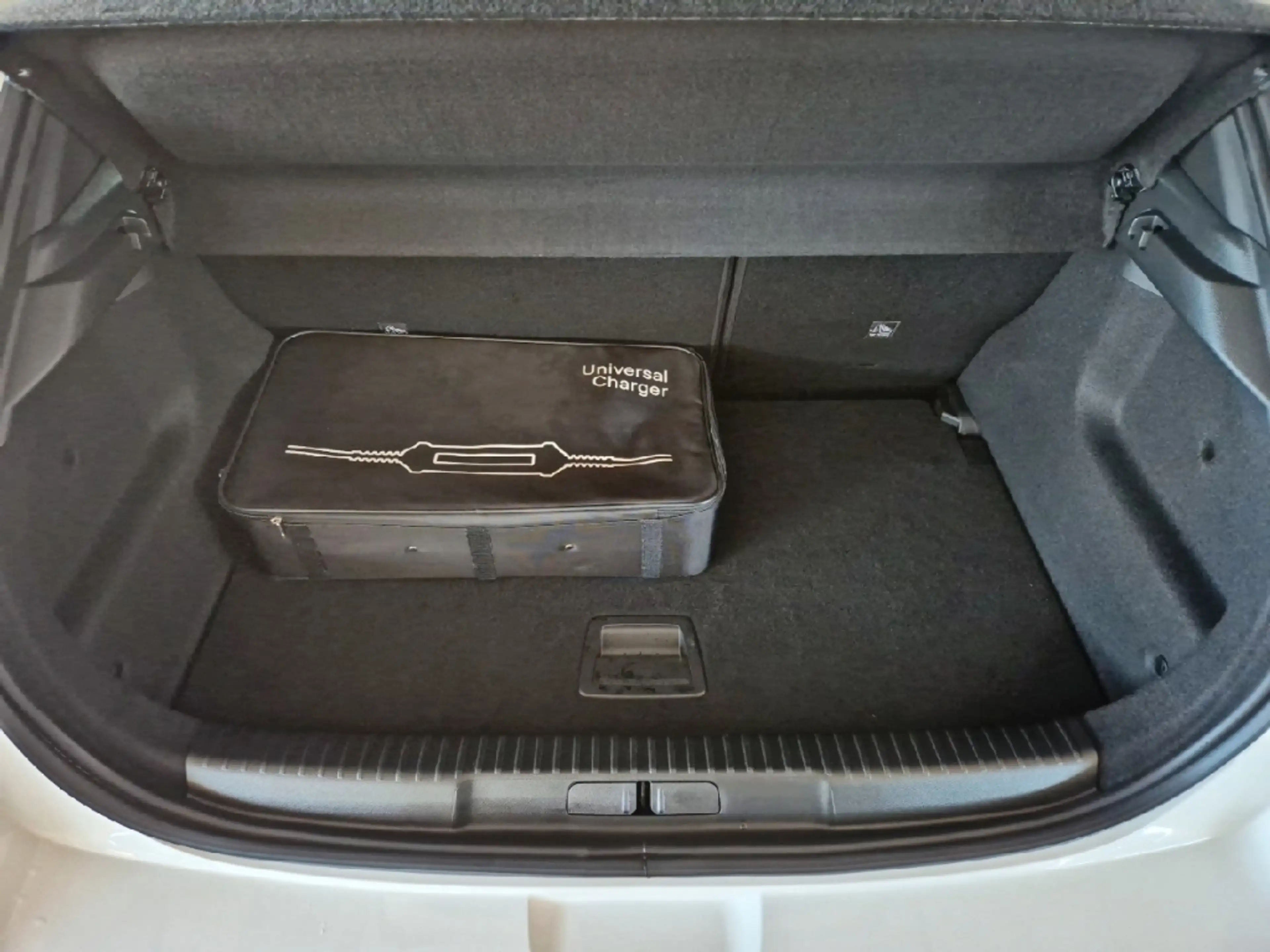 Opel Mokka-E Ultimate Long Range 11kw Shz Navi Kamera — photo 6
