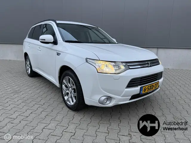 Mitsubishi Outlander 2.0 PHEV Instyle NWE APK CAMERA SCHUIFDAK