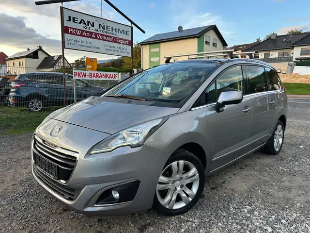 Peugeot 5008 Active, 7 Sitzer,1er Hand,Navi, Pano,PDC, Kamera