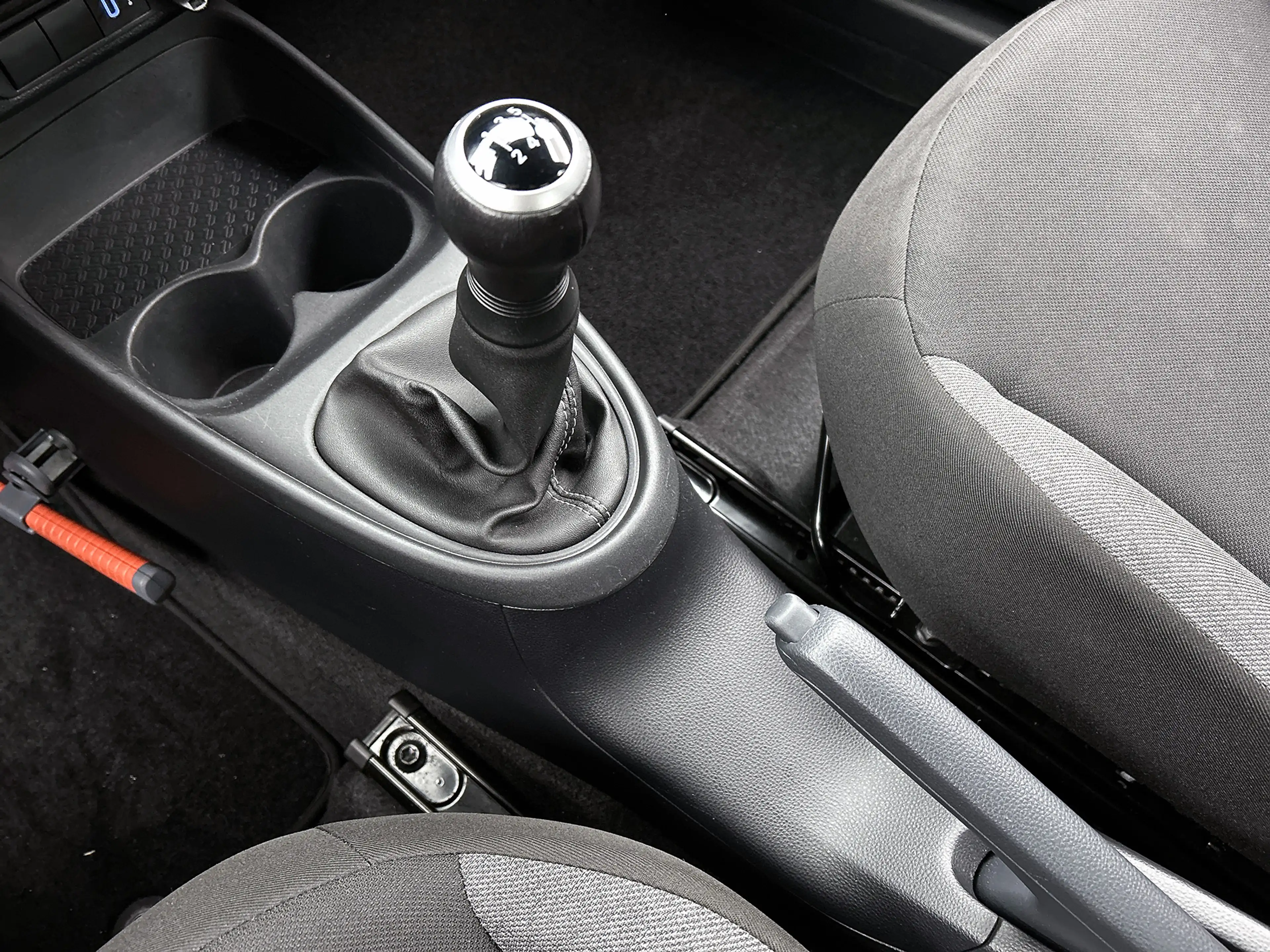 Toyota Aygo X 1.0 VVT-i MT Play | BTW voertuig | Apple CarPlay/A — photo 11