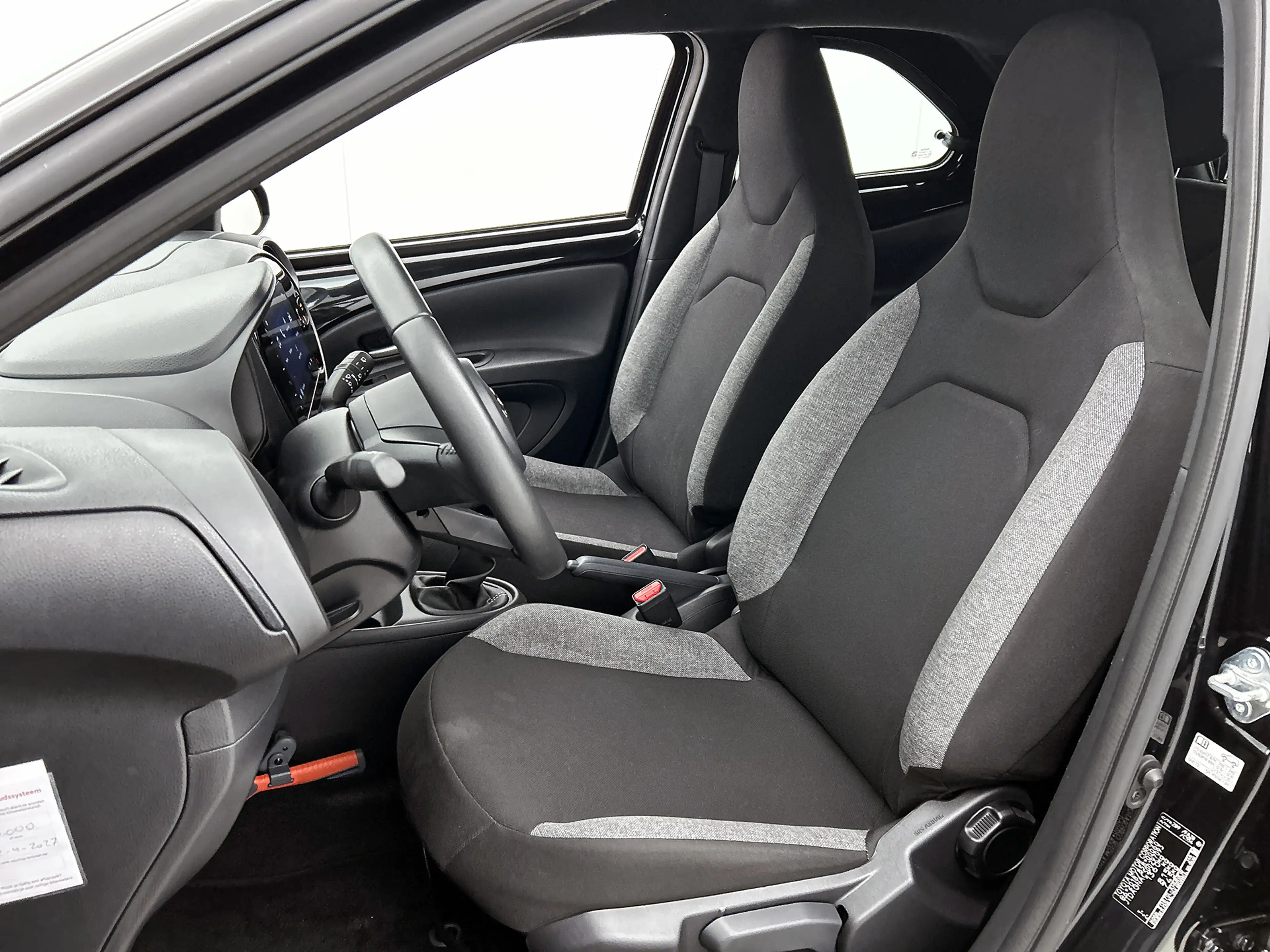 Toyota Aygo X 1.0 VVT-i MT Play | BTW voertuig | Apple CarPlay/A — photo 15