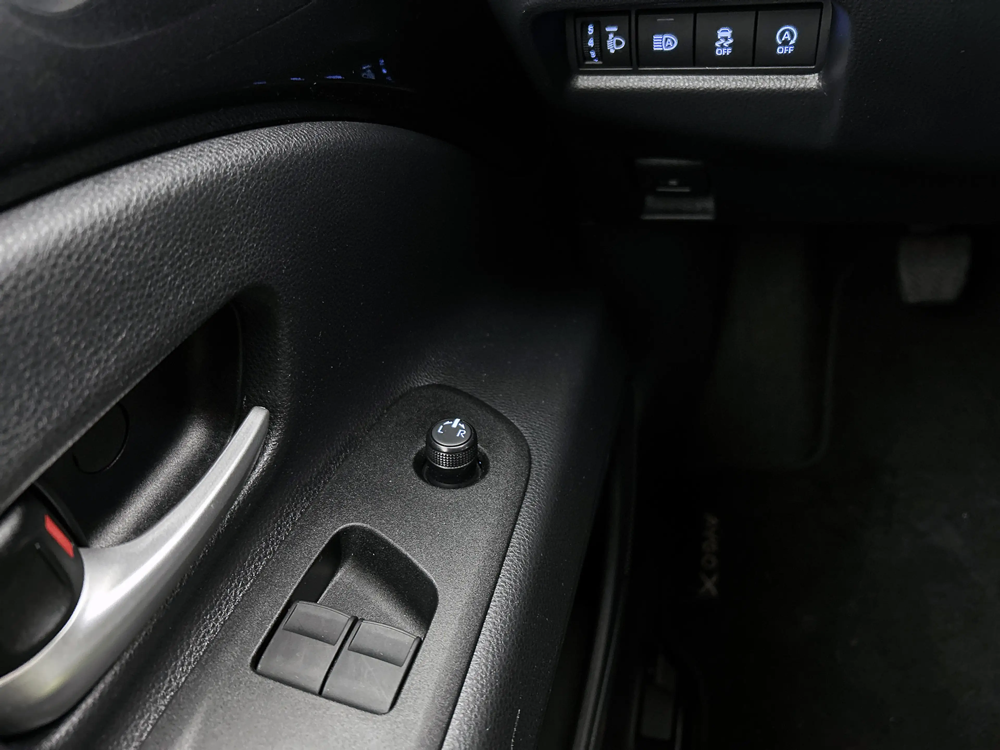 Toyota Aygo X 1.0 VVT-i MT Play | BTW voertuig | Apple CarPlay/A — photo 18