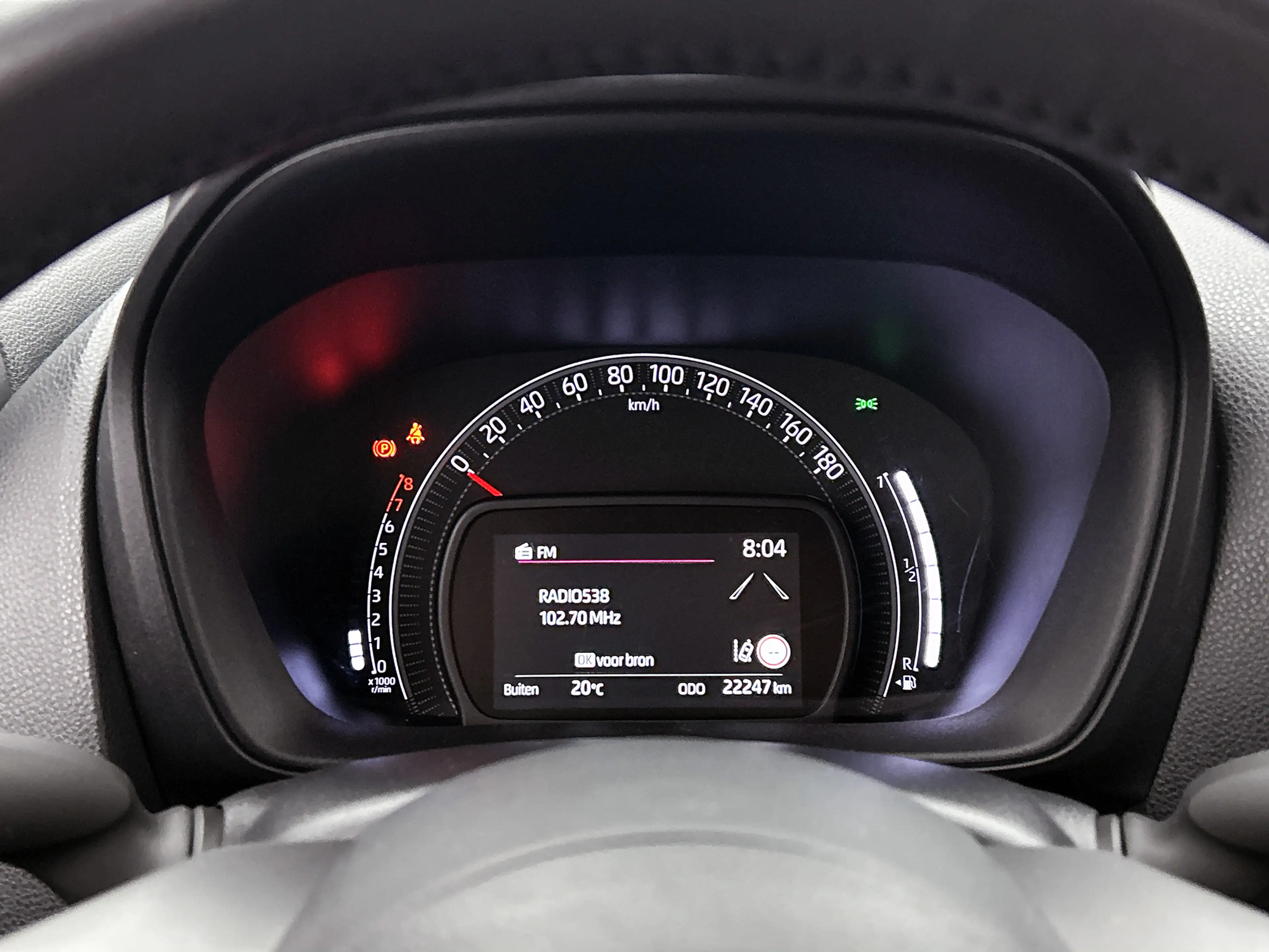 Toyota Aygo X 1.0 VVT-i MT Play | BTW voertuig | Apple CarPlay/A — photo 5