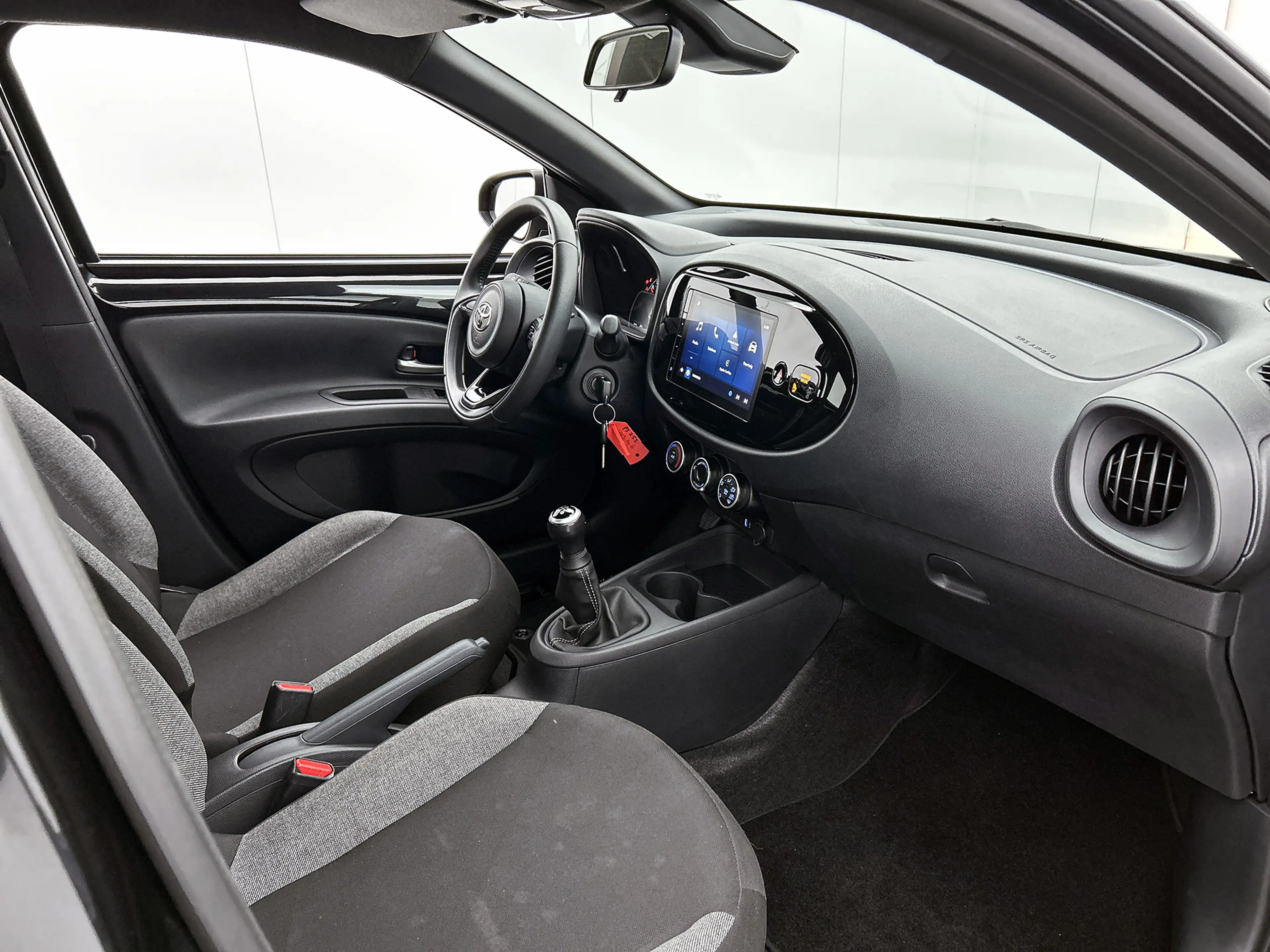 Toyota Aygo X 1.0 VVT-i MT Play | BTW voertuig | Apple CarPlay/A — photo 27