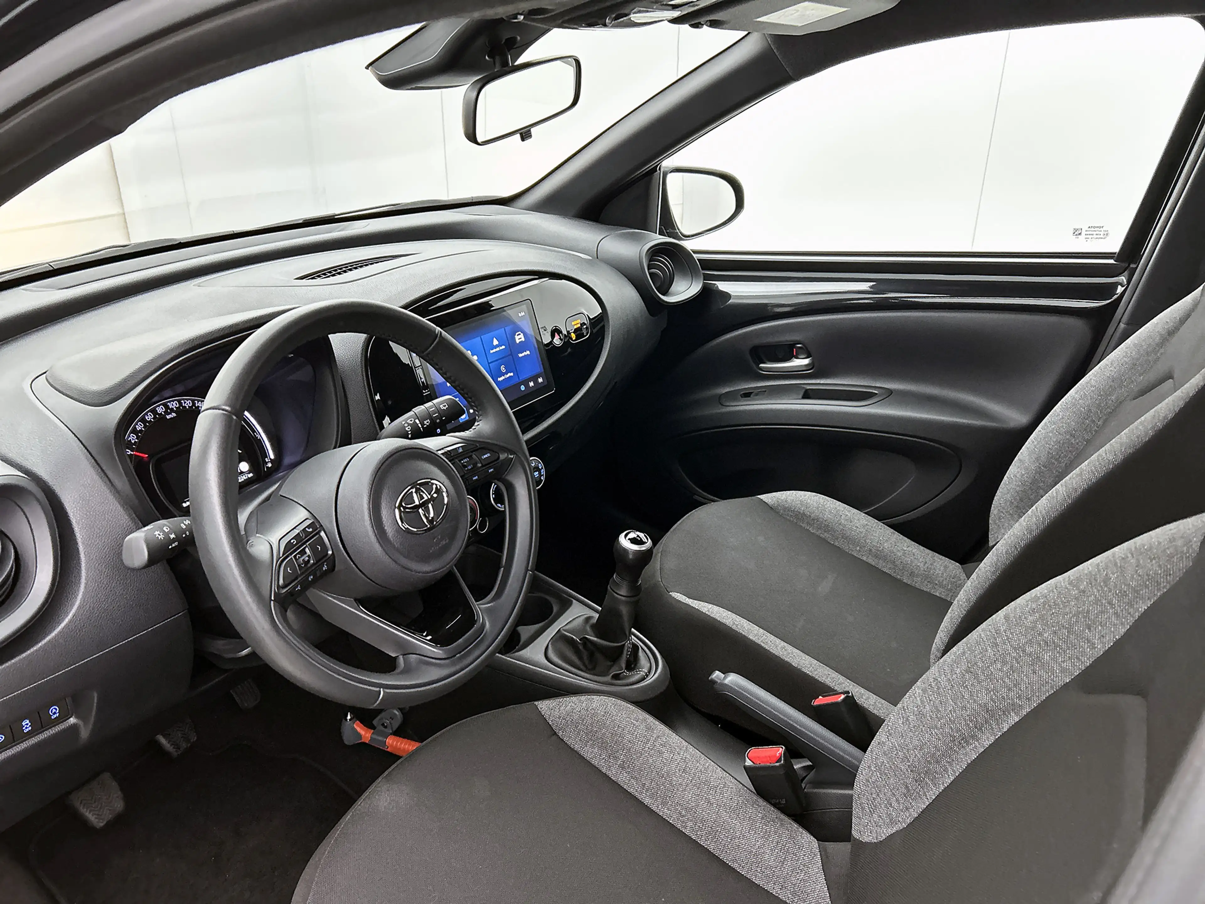 Toyota Aygo X 1.0 VVT-i MT Play | BTW voertuig | Apple CarPlay/A — photo 17