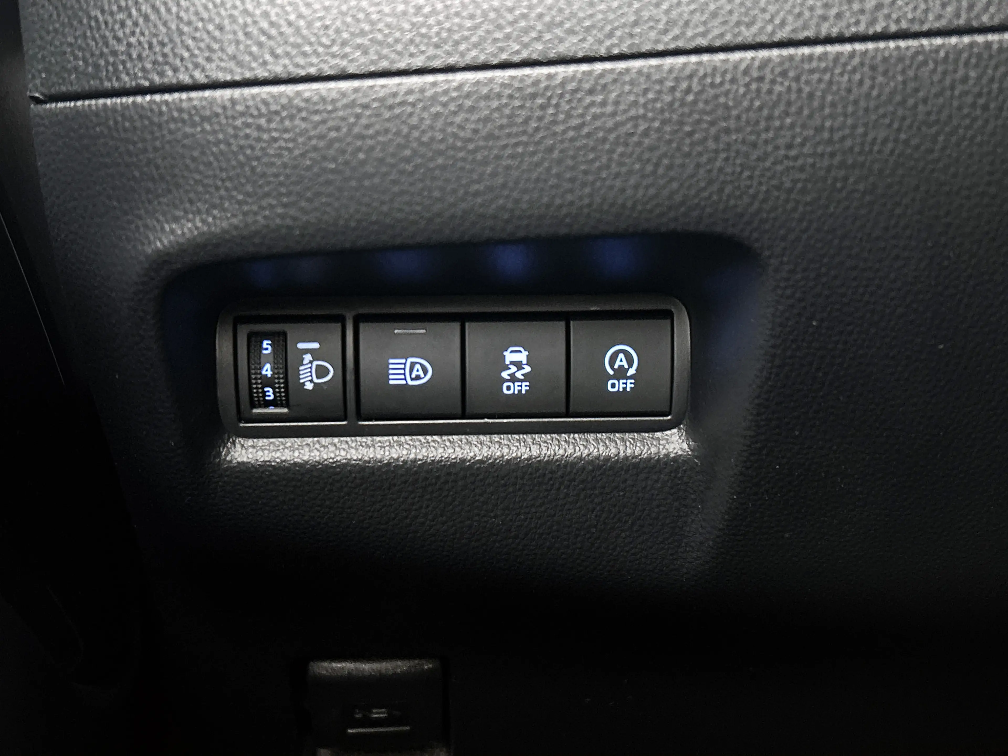 Toyota Aygo X 1.0 VVT-i MT Play | BTW voertuig | Apple CarPlay/A — photo 19