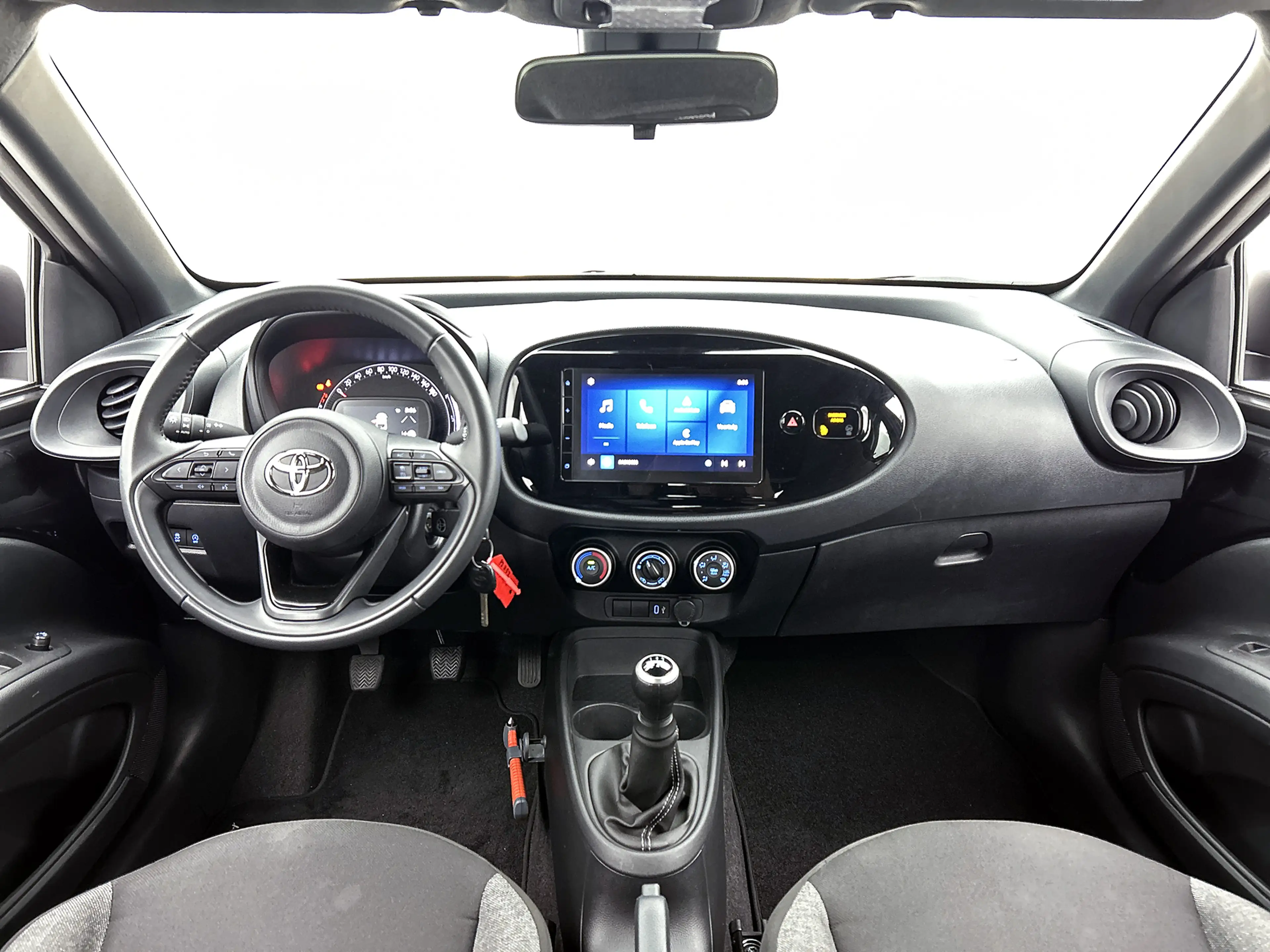 Toyota Aygo X 1.0 VVT-i MT Play | BTW voertuig | Apple CarPlay/A — photo 4