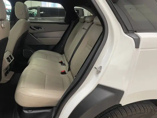 Land Rover Range Rover Velar view 9