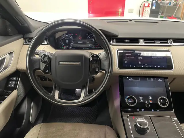 Land Rover Range Rover Velar view 7