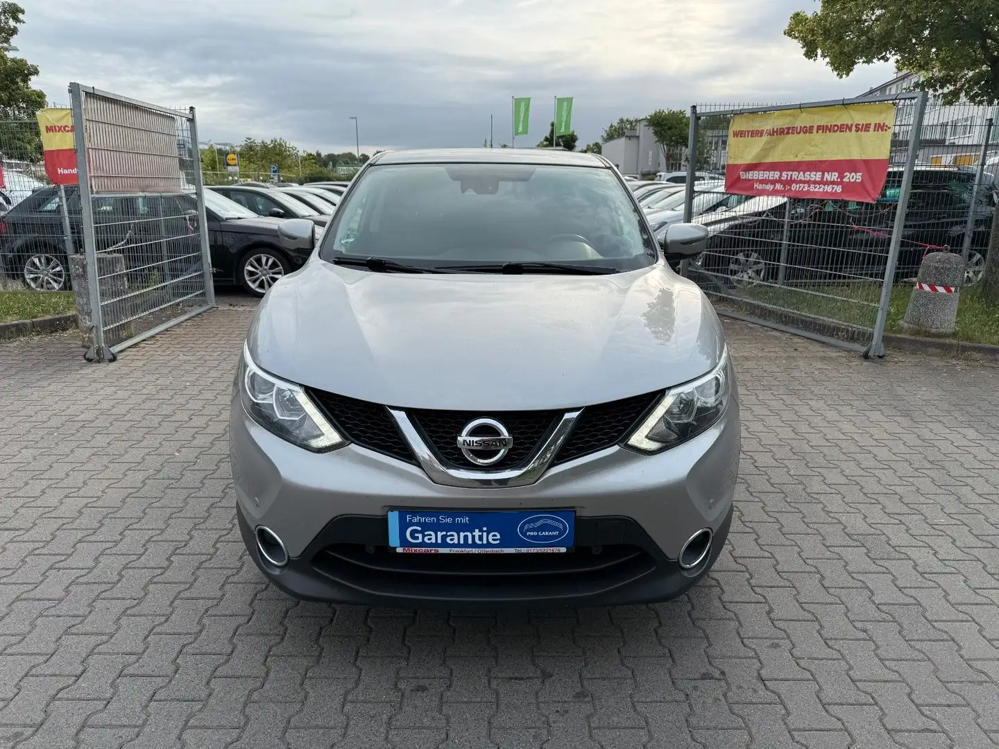 Nissan Qashqai 1.6 DIG T. ACENTA*6G*TEMP*SHZ*PDC*AHK*1H Plateado - 2