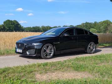 D180 Aut. R-Dynamic SE