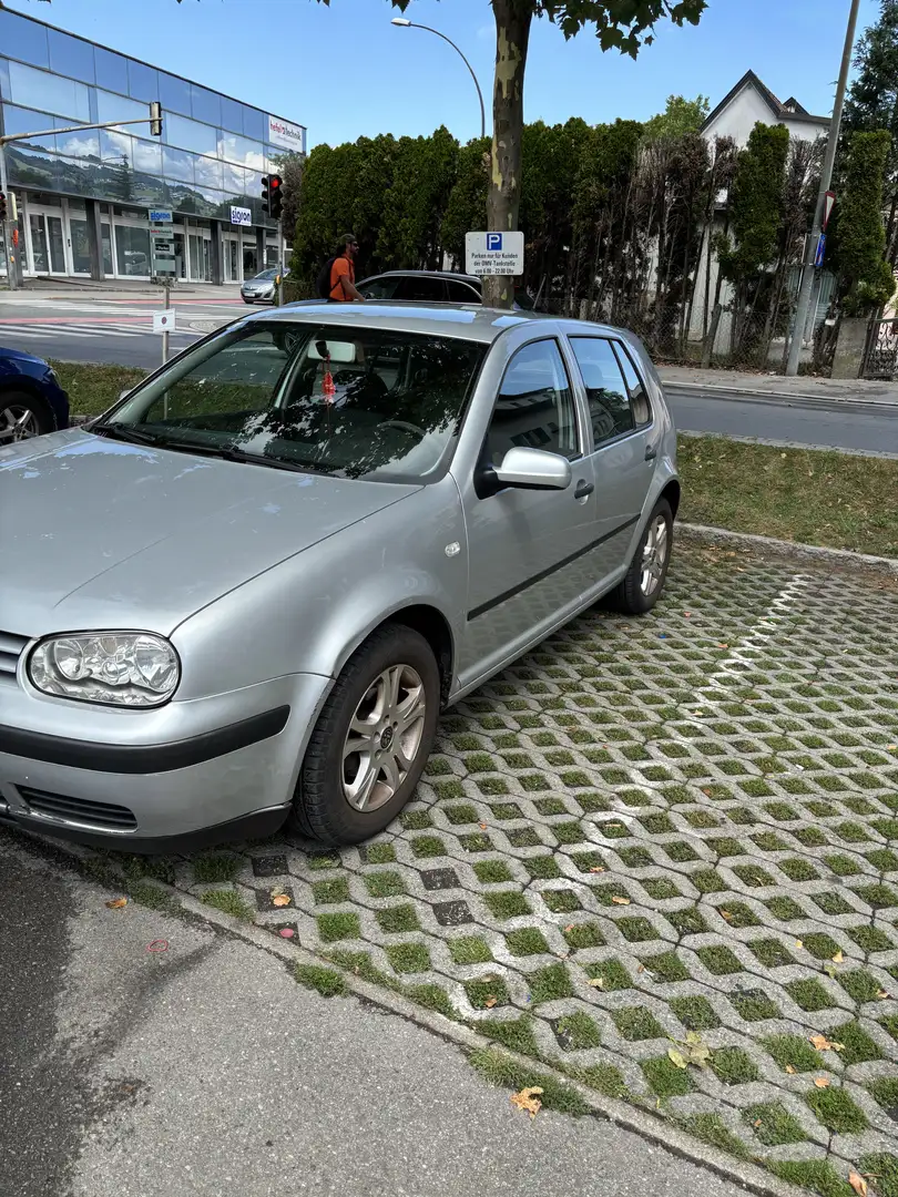 Volkswagen Golf GL - 2