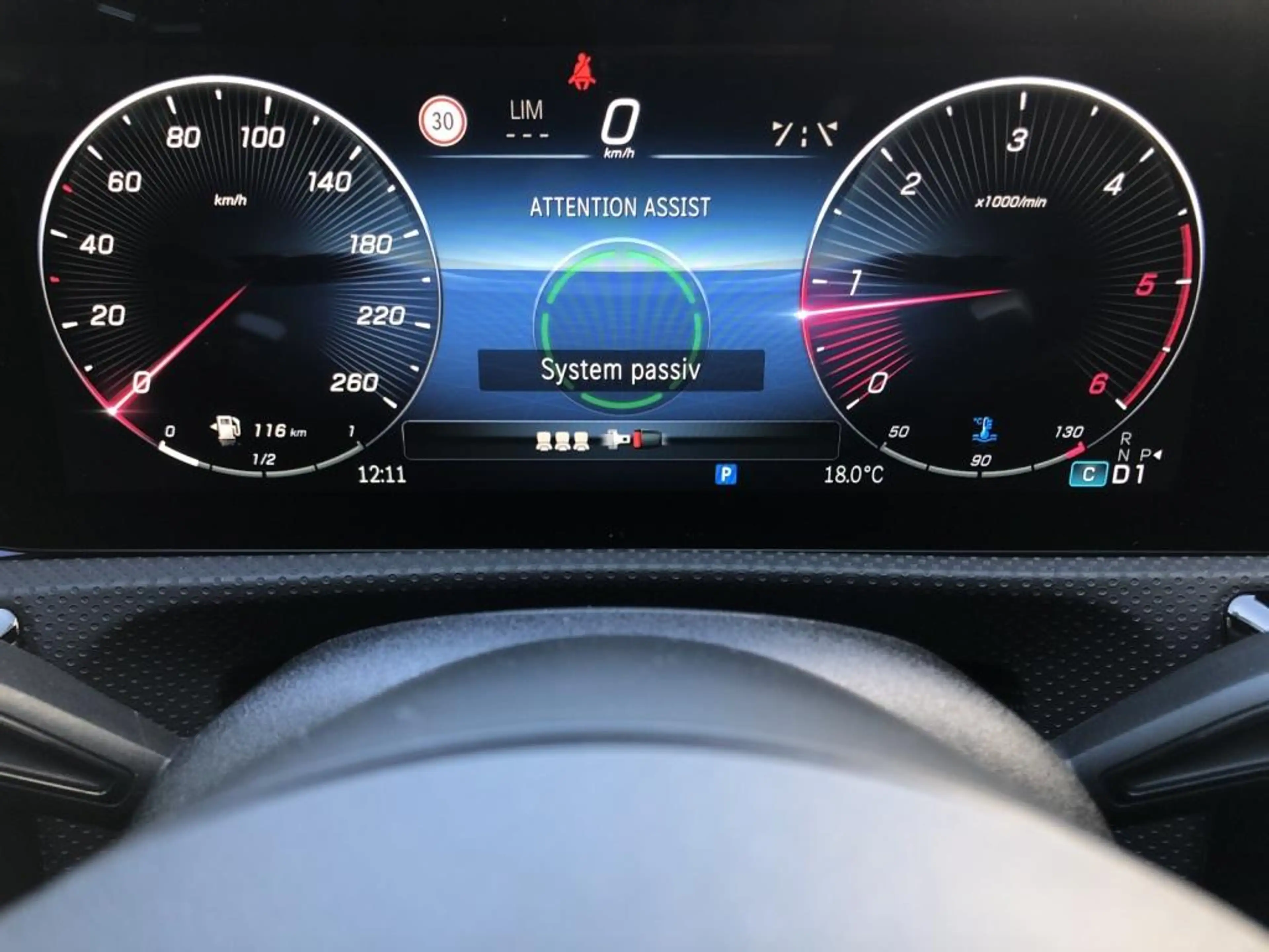 Mercedes-Benz A 220 d Limousine AMG+ILS+MBUX+MBeam+Night+Pano — photo 11