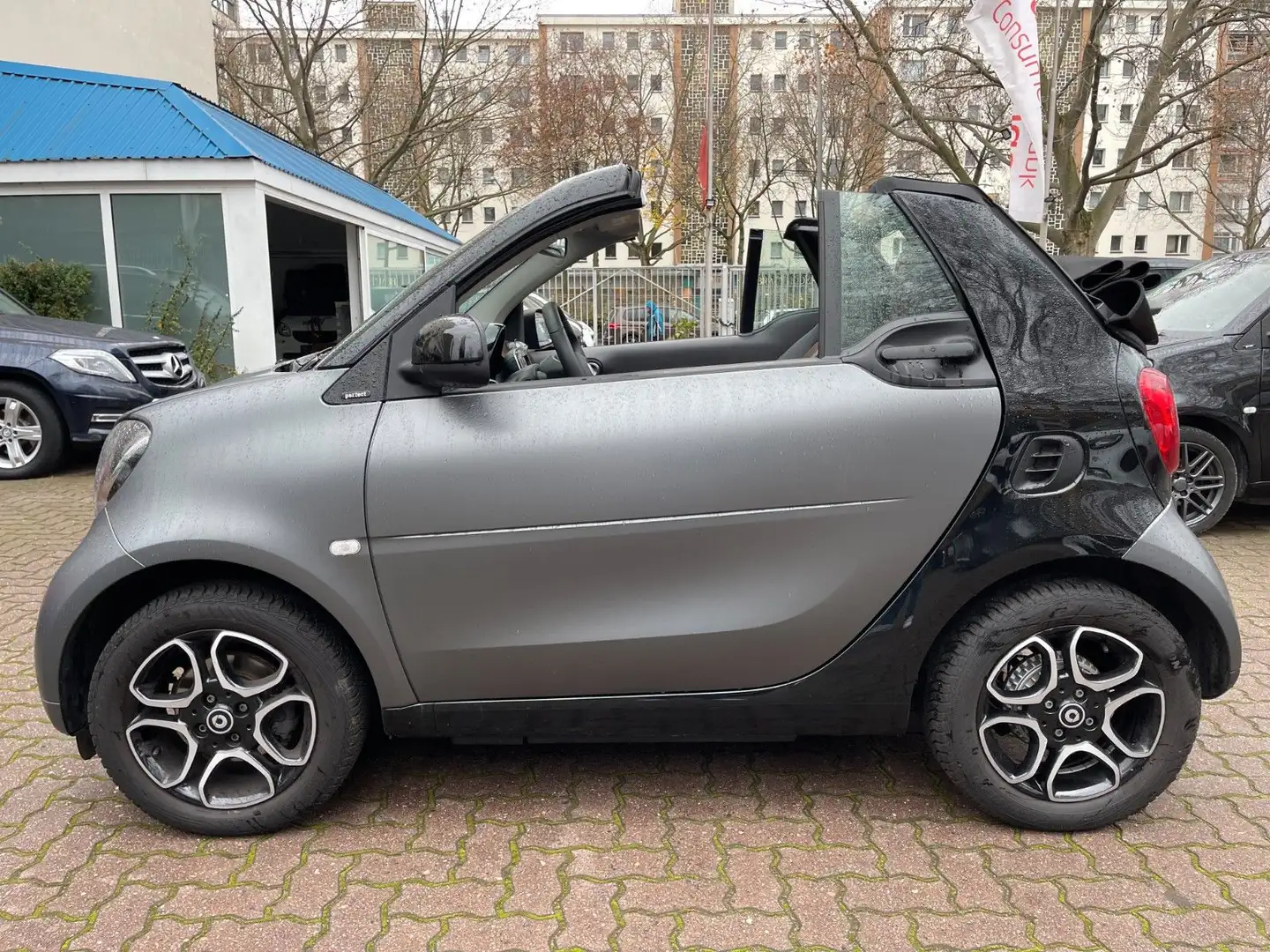 smart forTwo fortwo 66kW Cabrio BRABUS tm*LEDER*NAVI*JBL*KAM* Grigio - 2