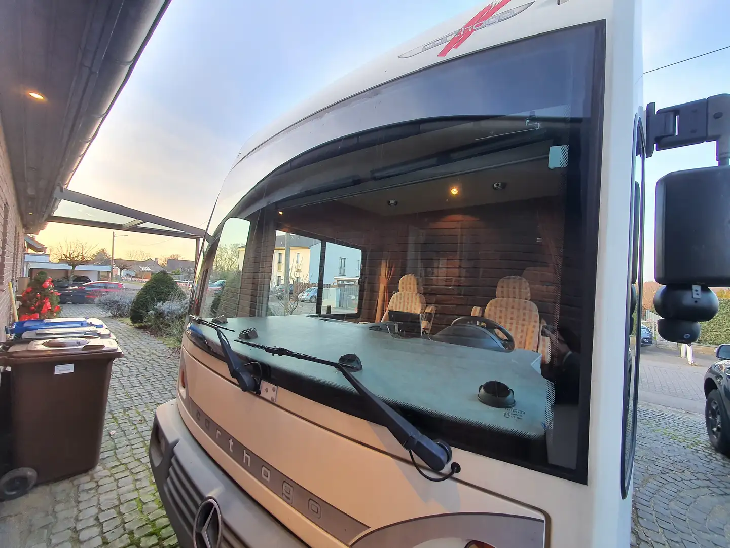 Caravans-Wohnm Carthago Opus Liner 45W Weiß - 2