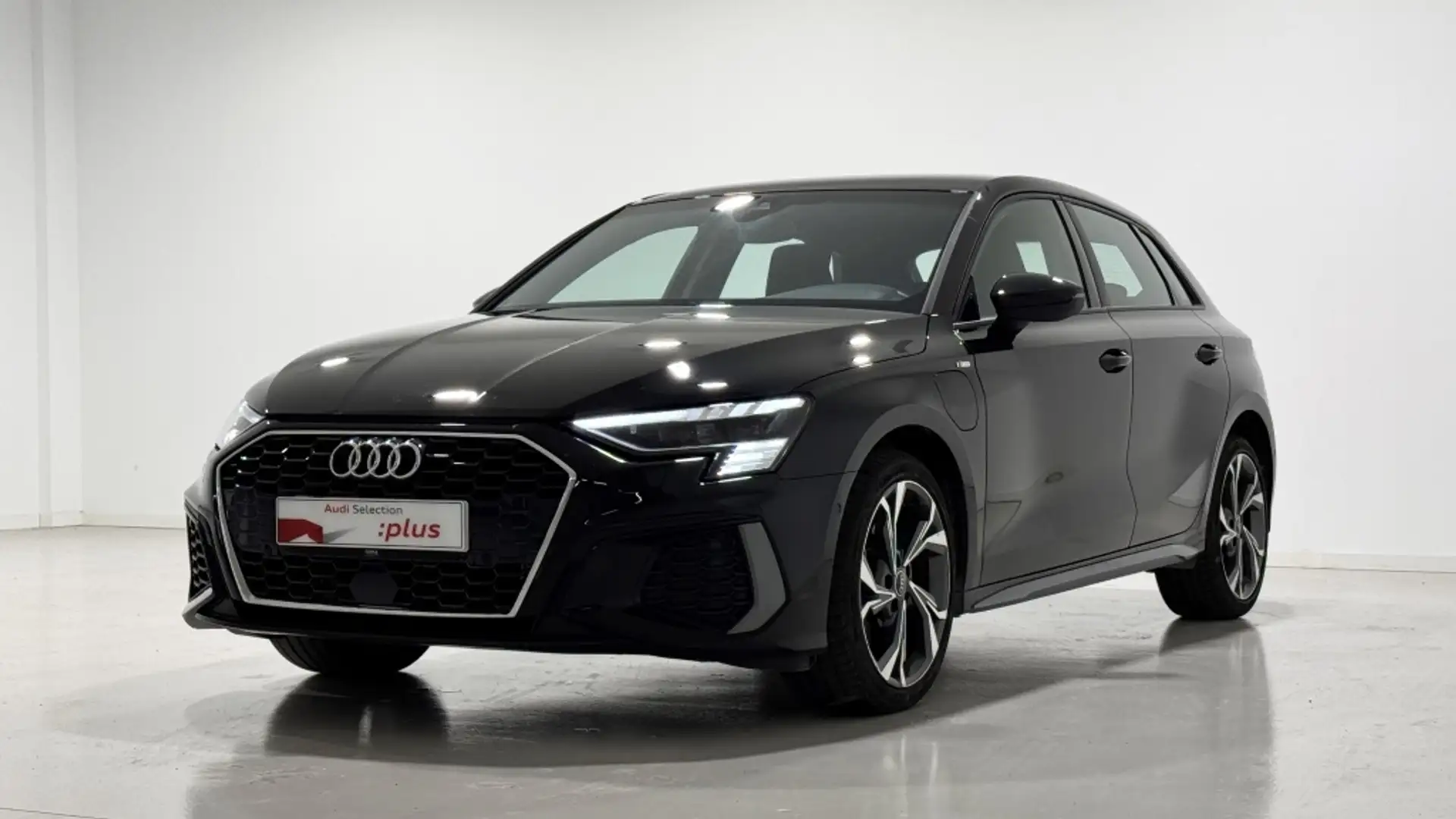 Audi A3 1.4 40 TFSI E S TRONIC S LINE SPORTBACK 204 5P Negru - 1