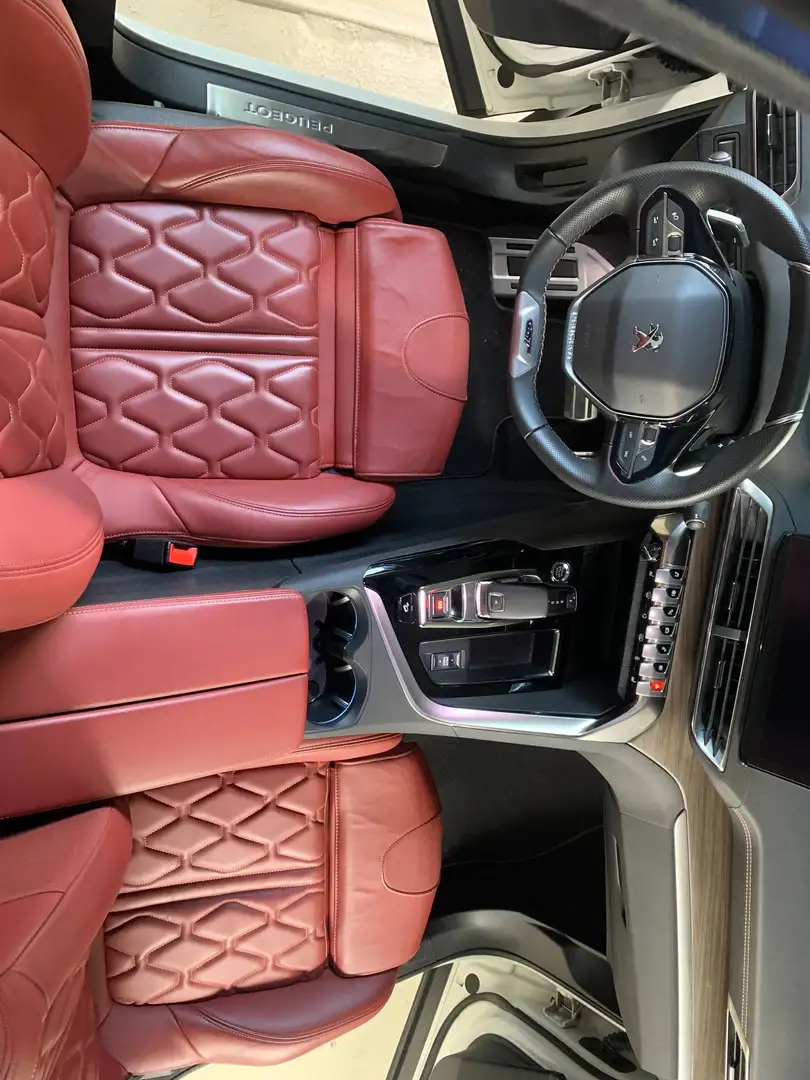 Peugeot 3008 GT Automatik Vollausstattung Weiß - 1