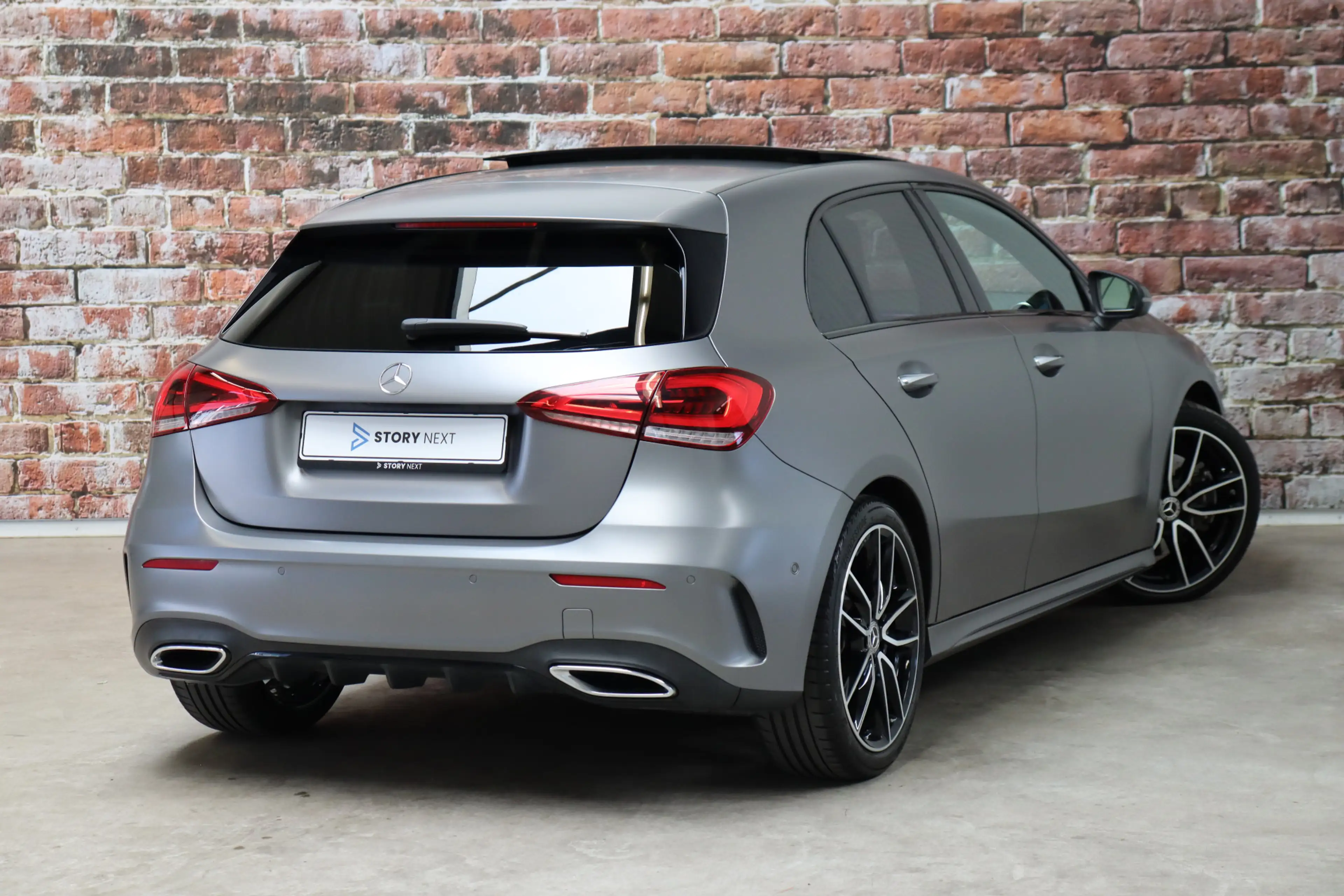 Mercedes-Benz A 220 Launch Edition Premium Plus Automaat / AMG Line / — photo 3