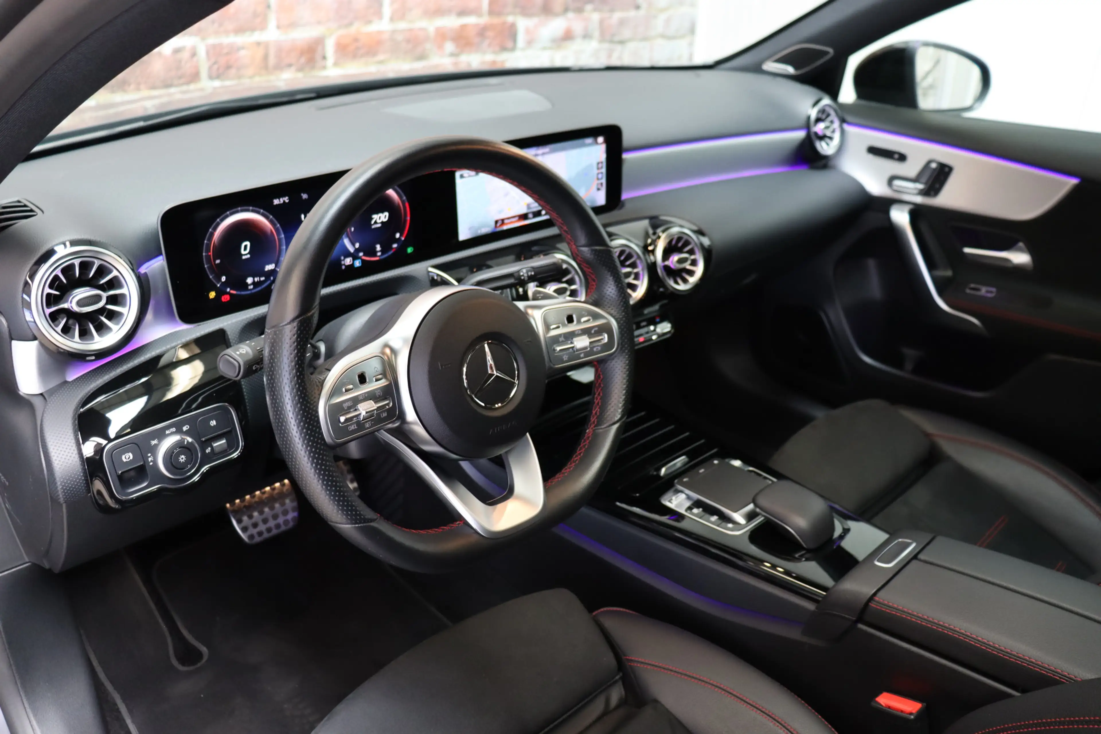 Mercedes-Benz A 220 Launch Edition Premium Plus Automaat / AMG Line / — photo 14