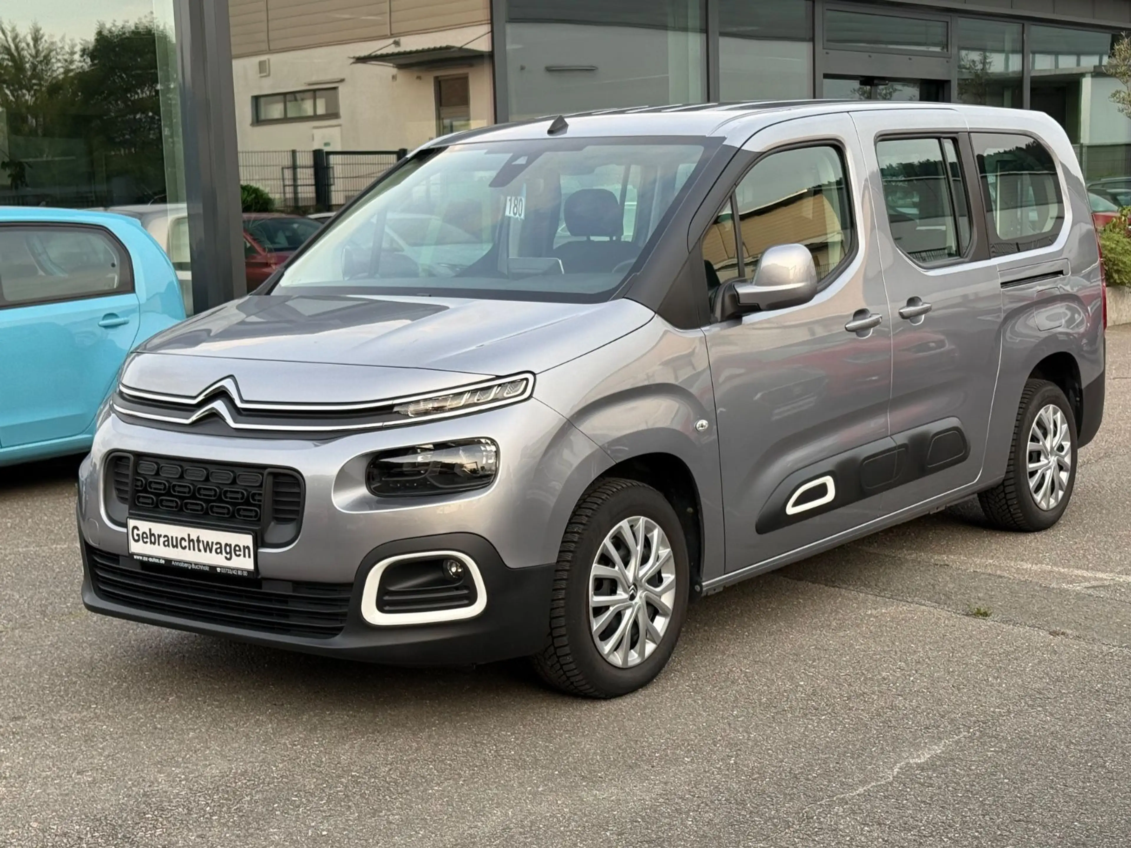 Citroen Berlingo Feel XL 1.2 Rollstuhltransport