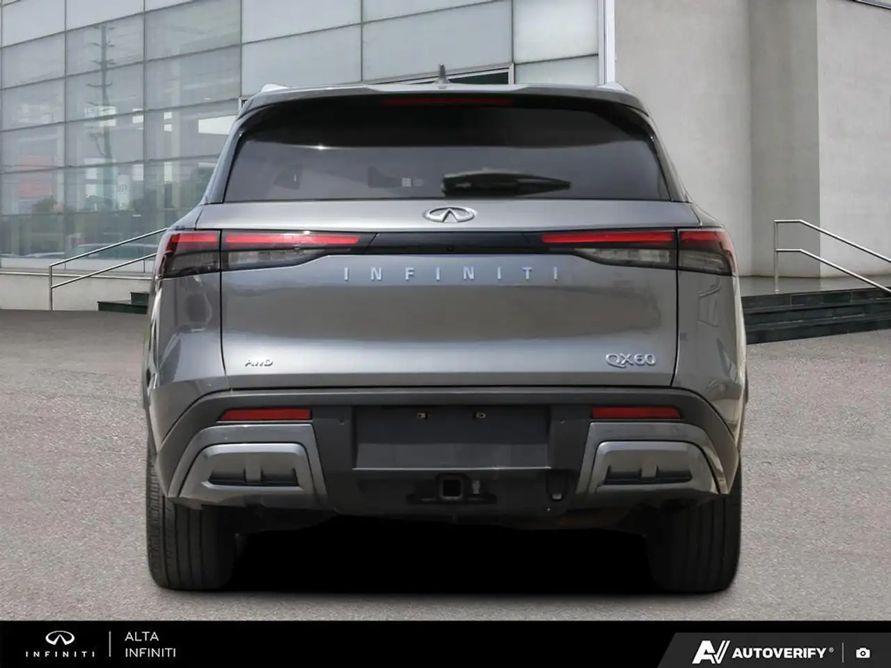 Infiniti QX60 снимка Infiniti QX60