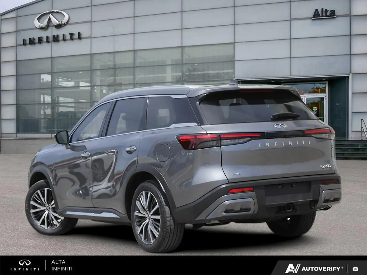 Infiniti QX60 снимка Infiniti QX60