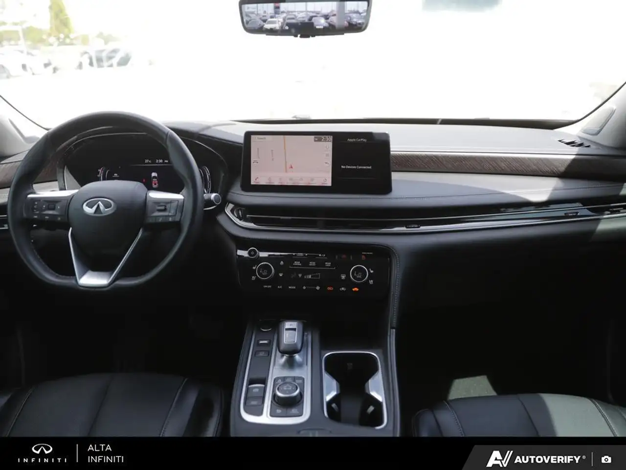 Infiniti QX60 снимка Infiniti QX60