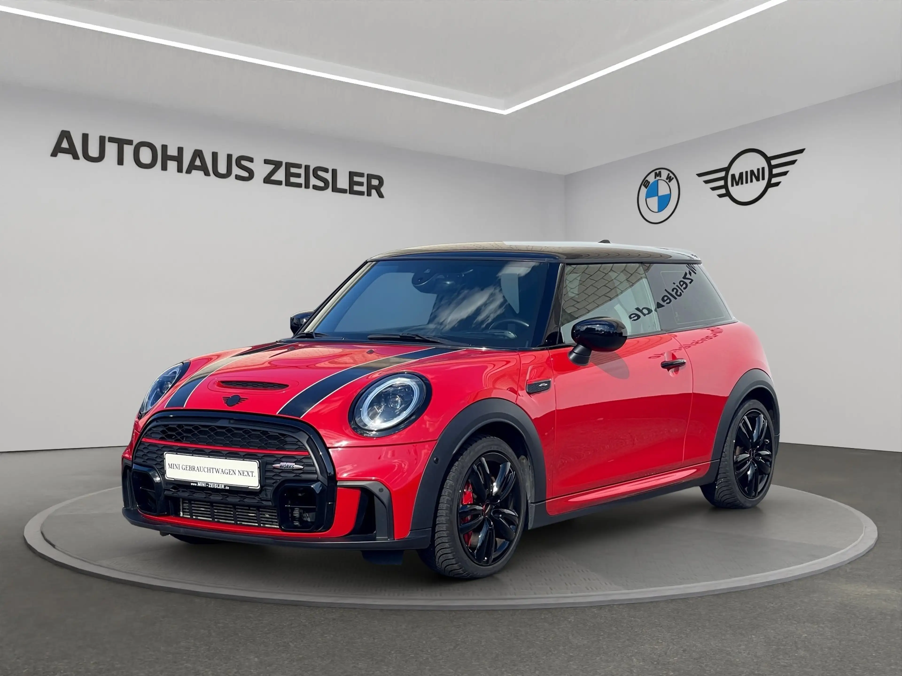 MINI John Cooper Works Hatch