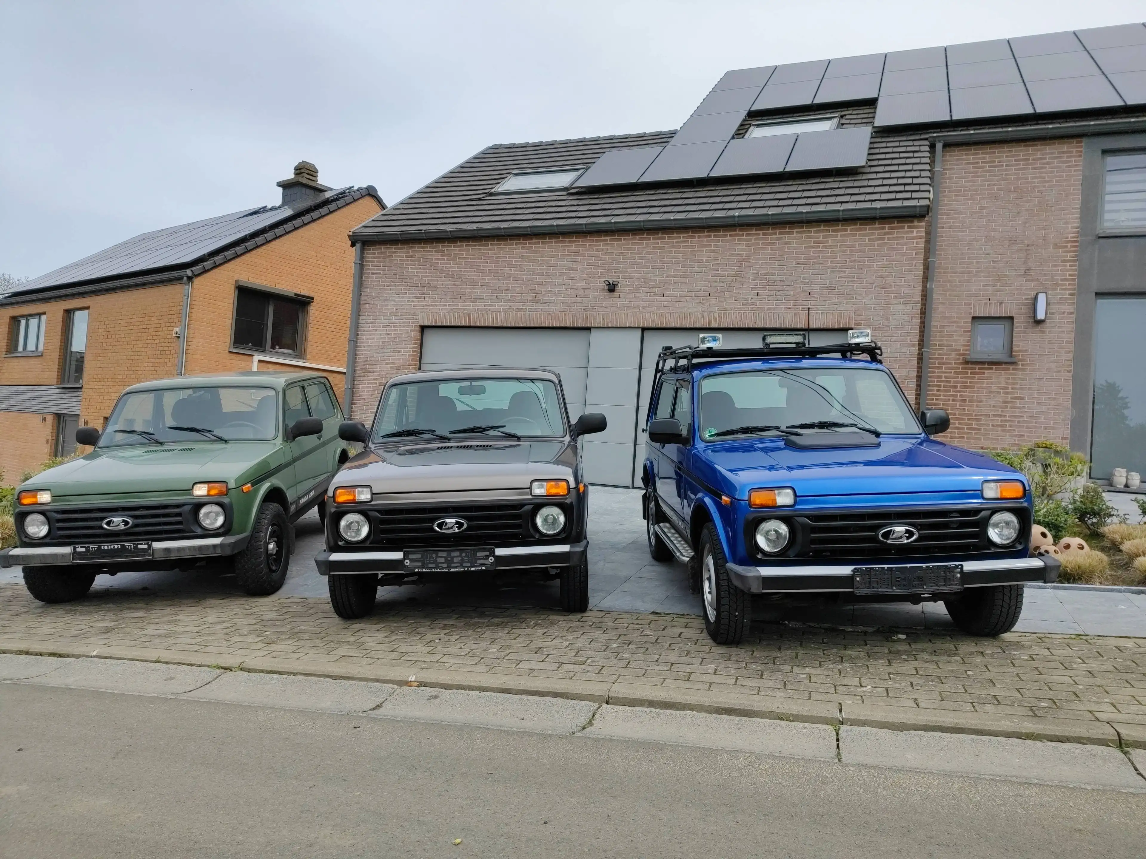 Lada Niva Niva 1.7i — photo 2