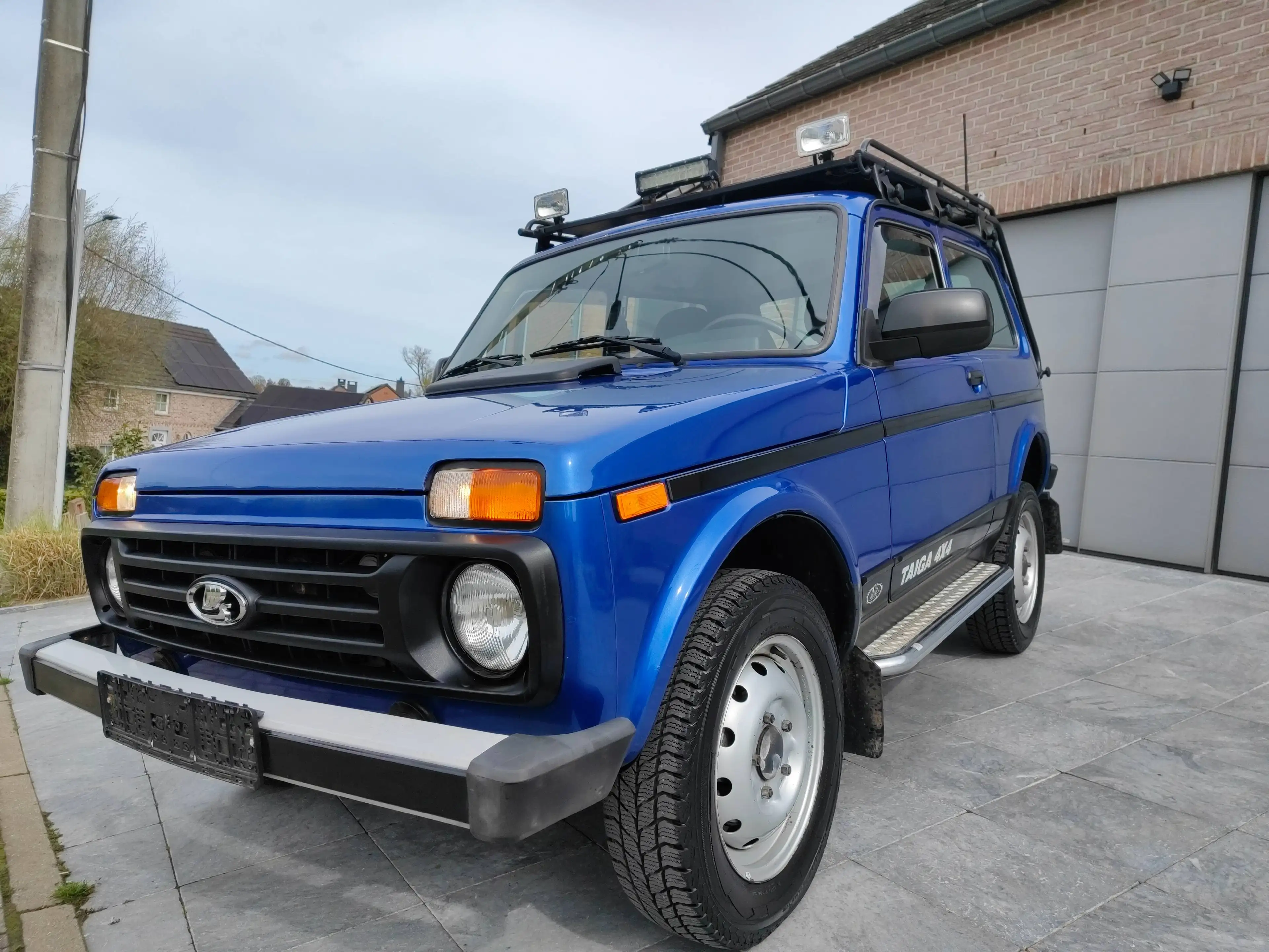 Lada Niva Niva 1.7i — photo 6