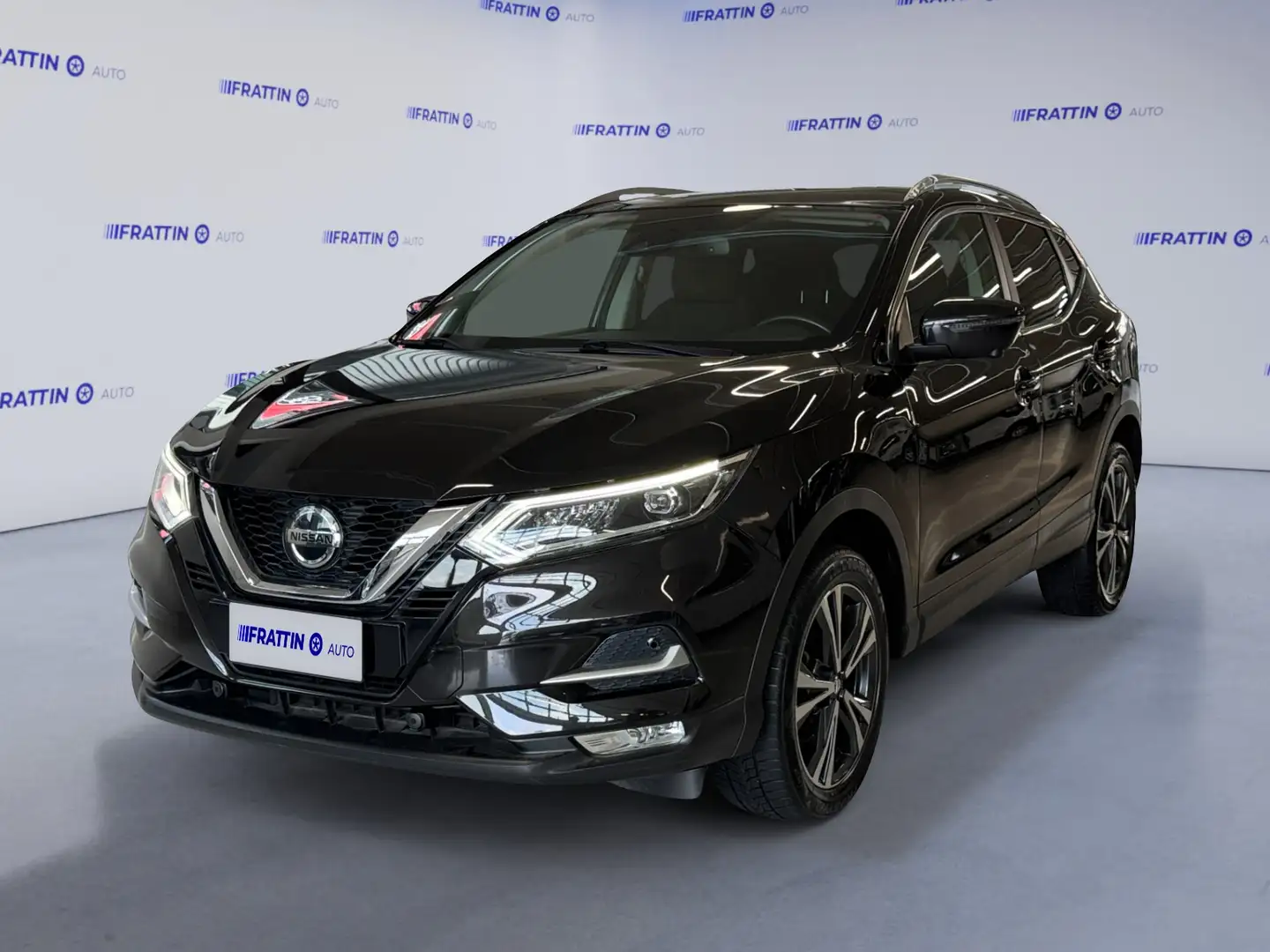 Nissan Qashqai 1.5 dCi N-Connecta Nero - 1