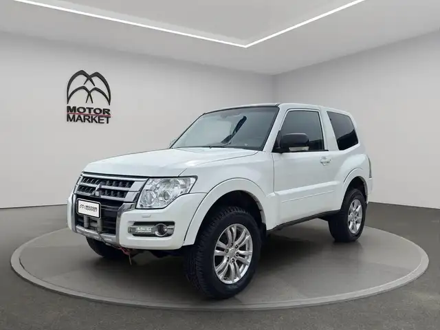 Mitsubishi Pajero 3.2 cr 100th 3p auto