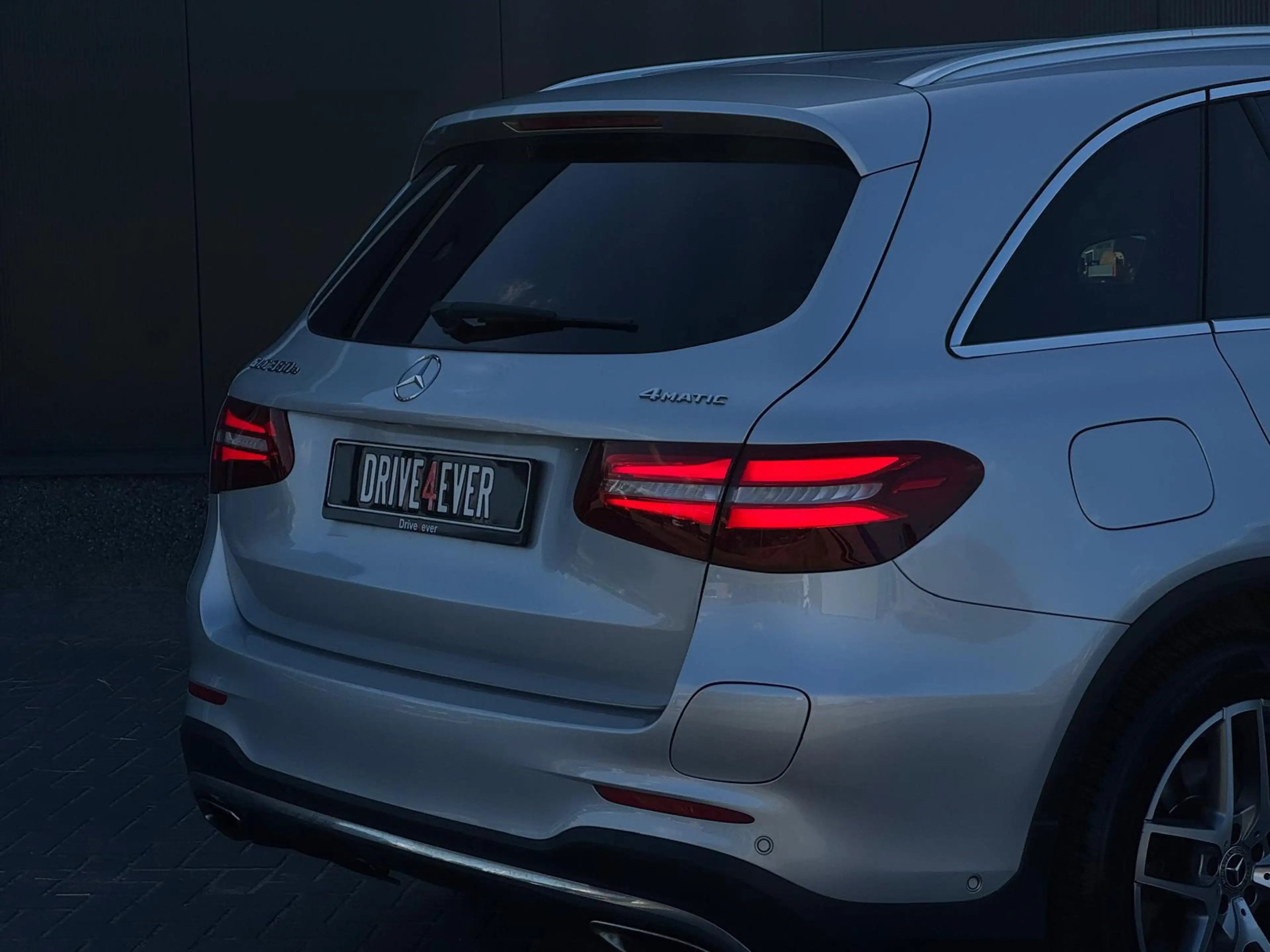 Mercedes-Benz GLC 350 350e 4MATIC AMG M18 NAVI|LEDER|SPORTVELGEN|CAMERA| — photo 8