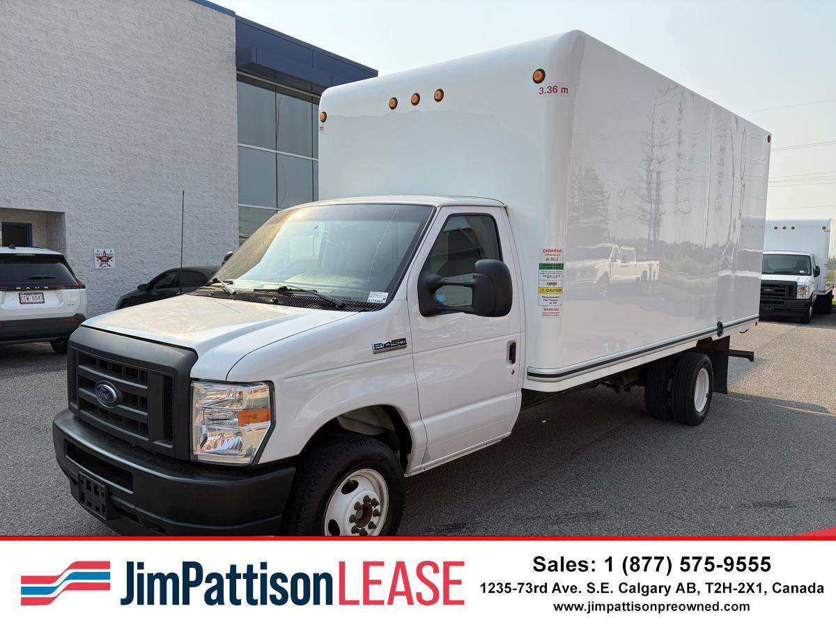 2025 Ford E-Series E-450 7.3 V-8 176wb Dually 16 Ft. Cube Van w/Man D