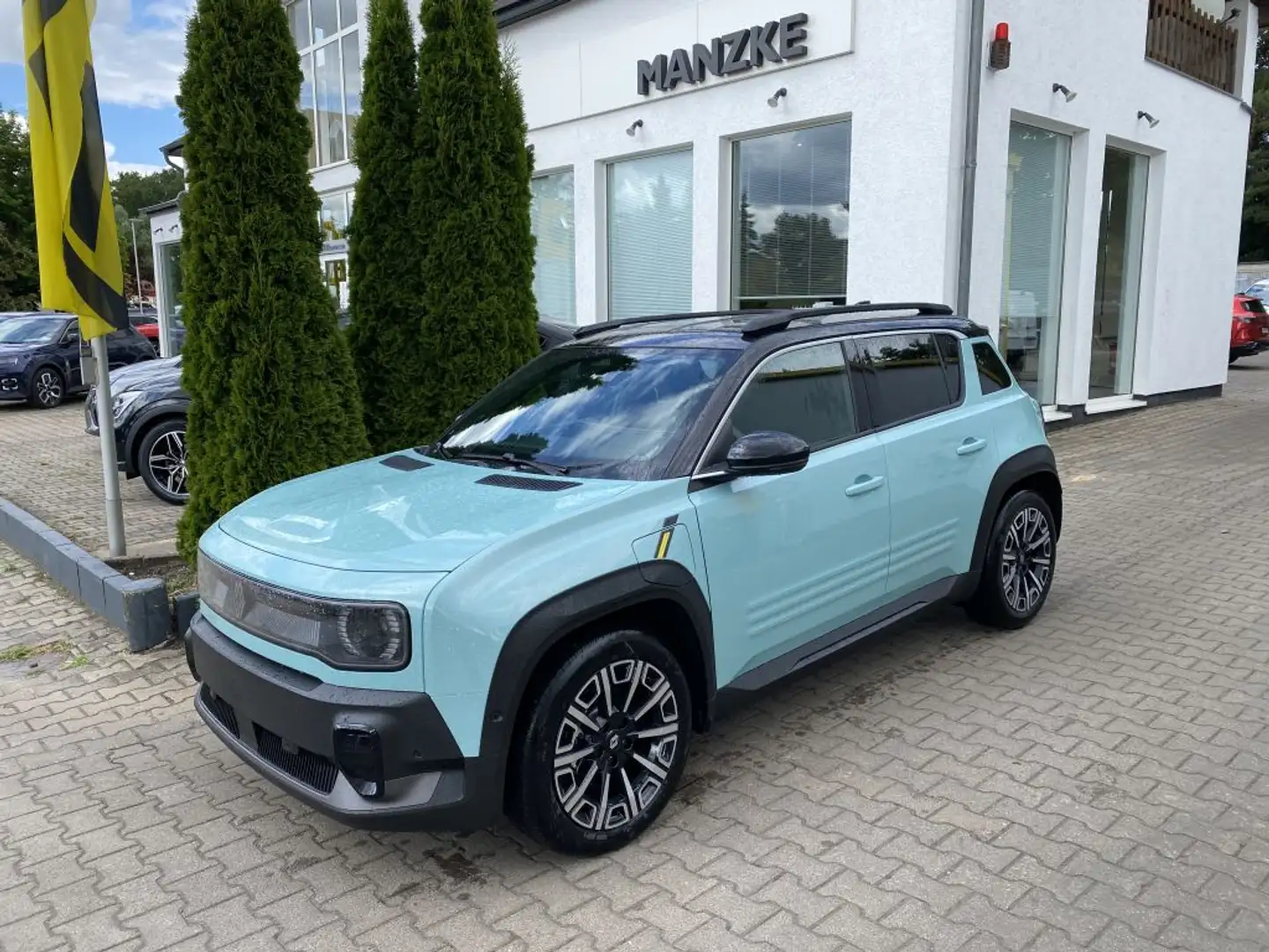 Renault R 4 E-Tech Iconic 150 Comfort Range Grün - 1