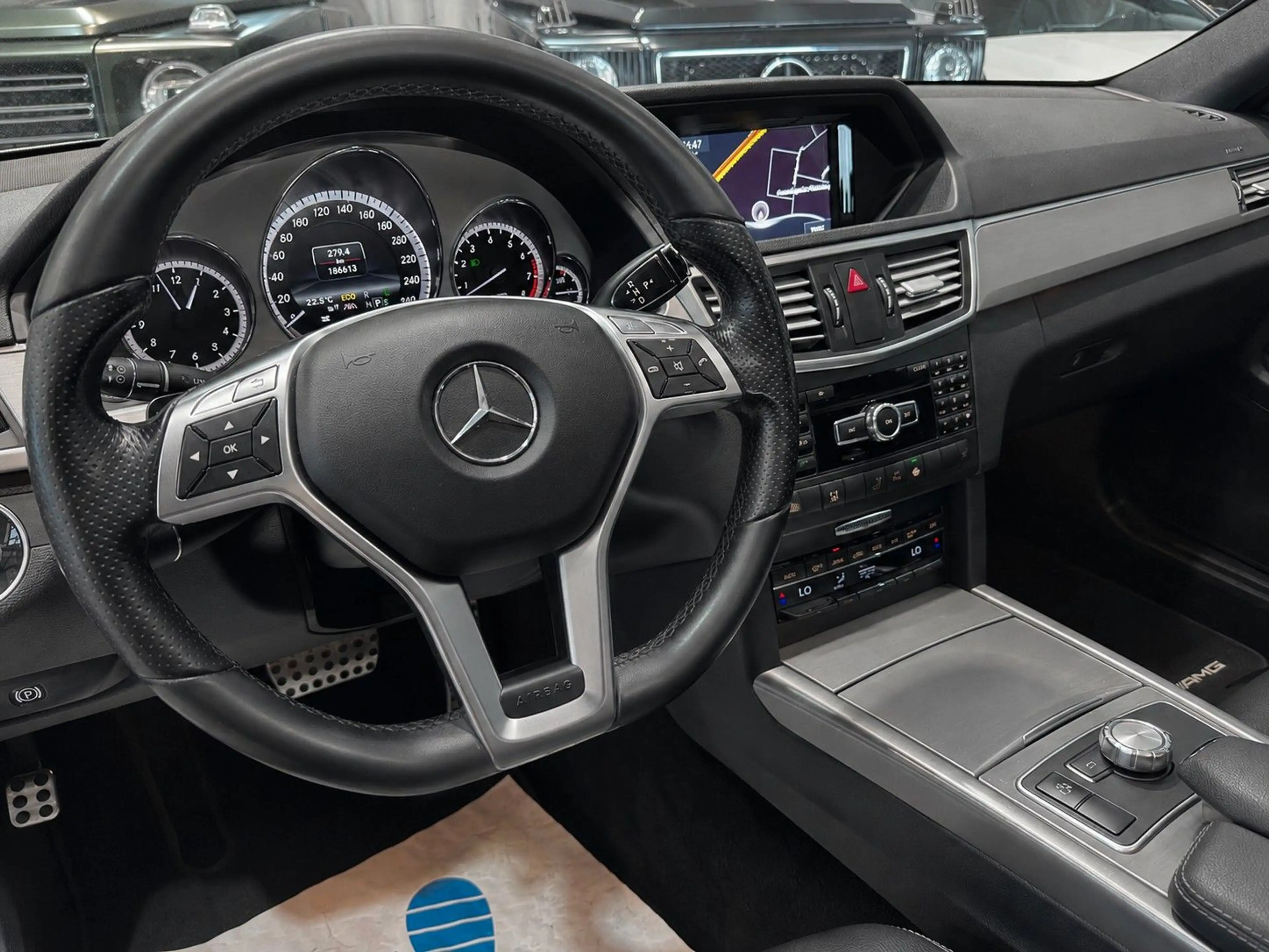 Mercedes-Benz E 350 Lim/CGI/AMG/STHZ/NAVI/BI-XENON/LED/TEMPOMAT — photo 9