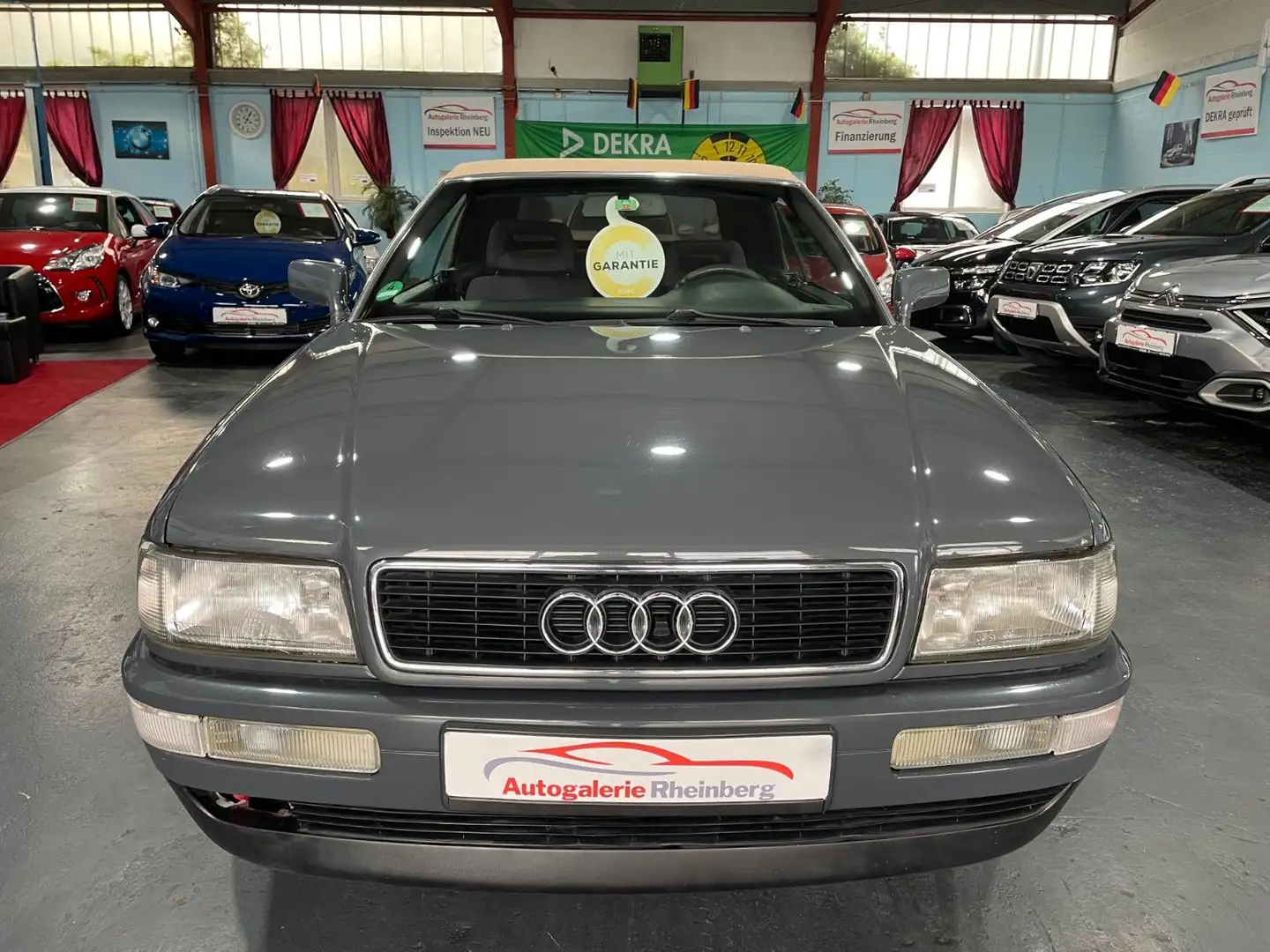 Audi Cabriolet 2.3*AUTOMATIK*SAMMLER*OLDTIMER*TÜV NEU Сірий - 2