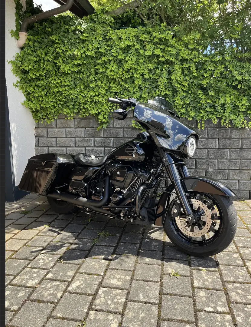 Harley-Davidson Street Glide M8 ABS TÜV NEU Schwarz - 1