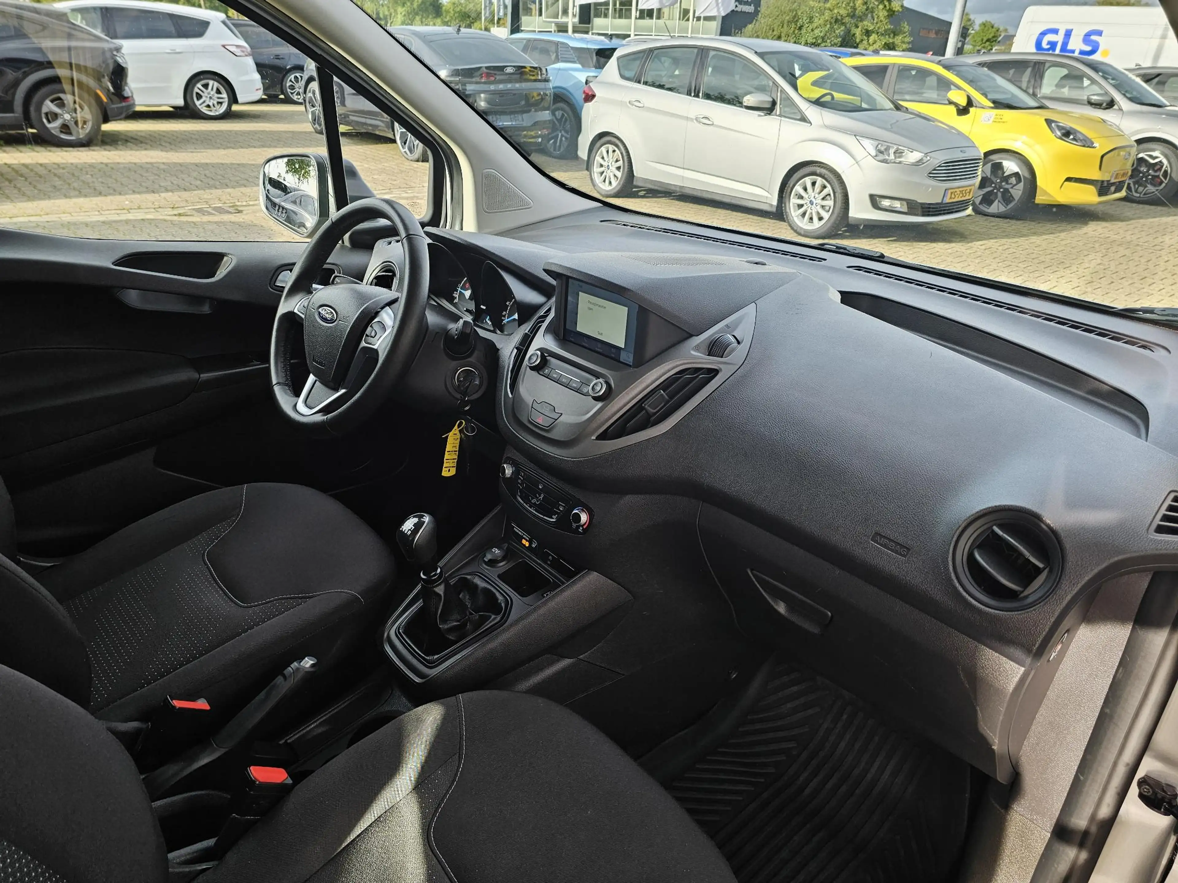 Ford Transit Courier 1.5 TDCI Trend Duratorq S&S | Navigatie | Parkeers — photo 7