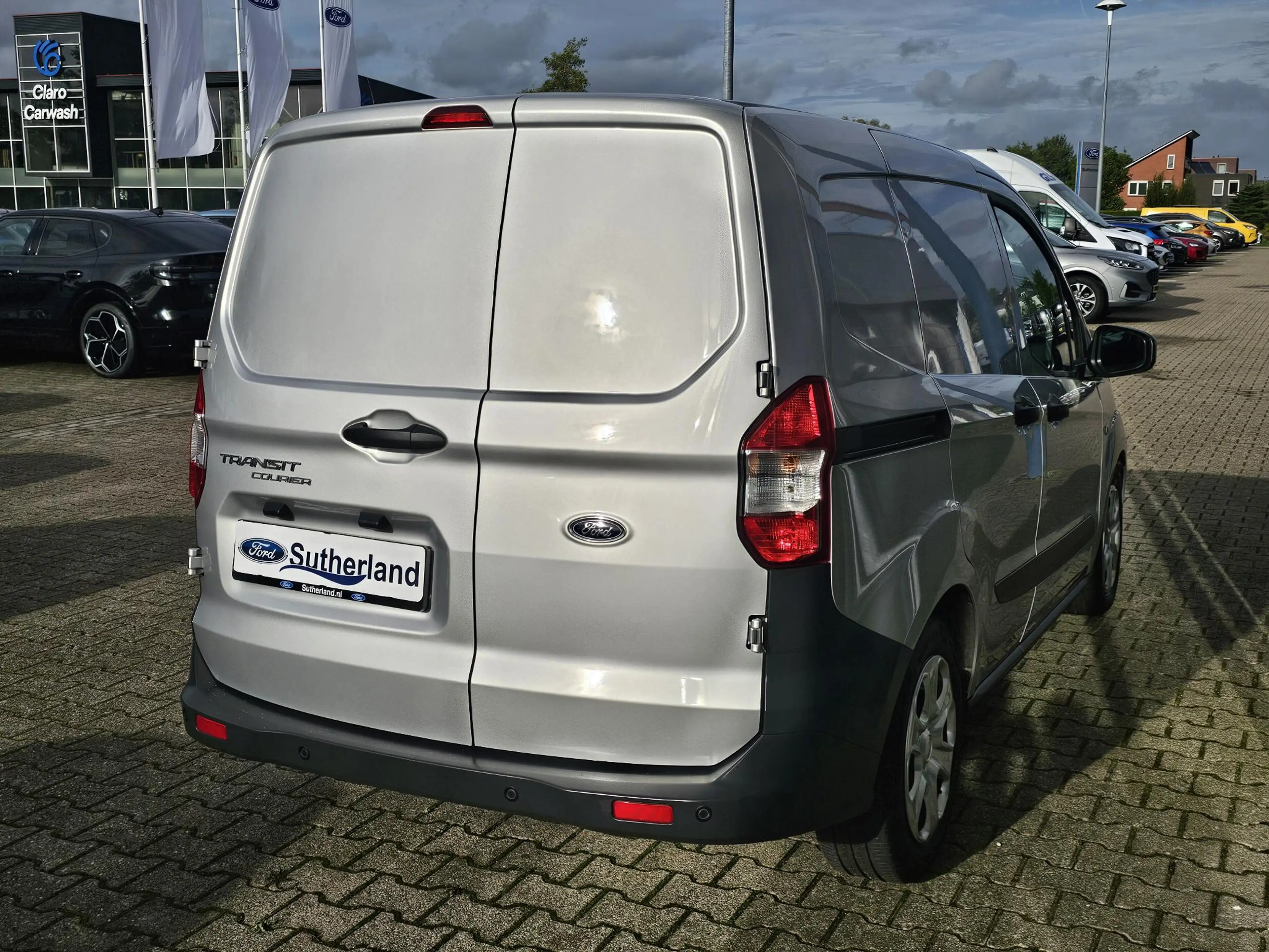Ford Transit Courier 1.5 TDCI Trend Duratorq S&S | Navigatie | Parkeers — photo 5