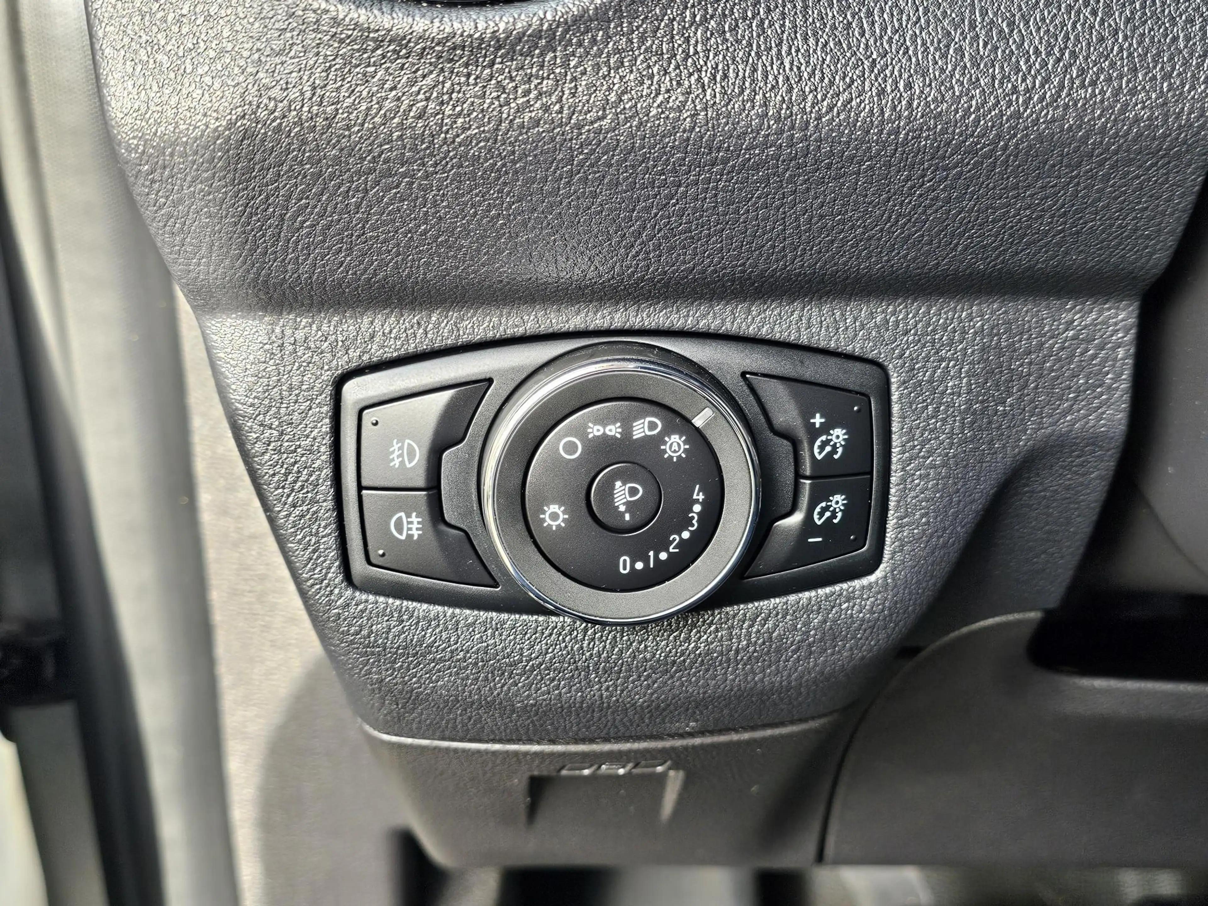 Ford Transit Courier 1.5 TDCI Trend Duratorq S&S | Navigatie | Parkeers — photo 11