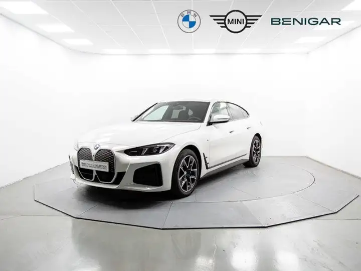 BMW i4 eDrive40 (2021) 2025