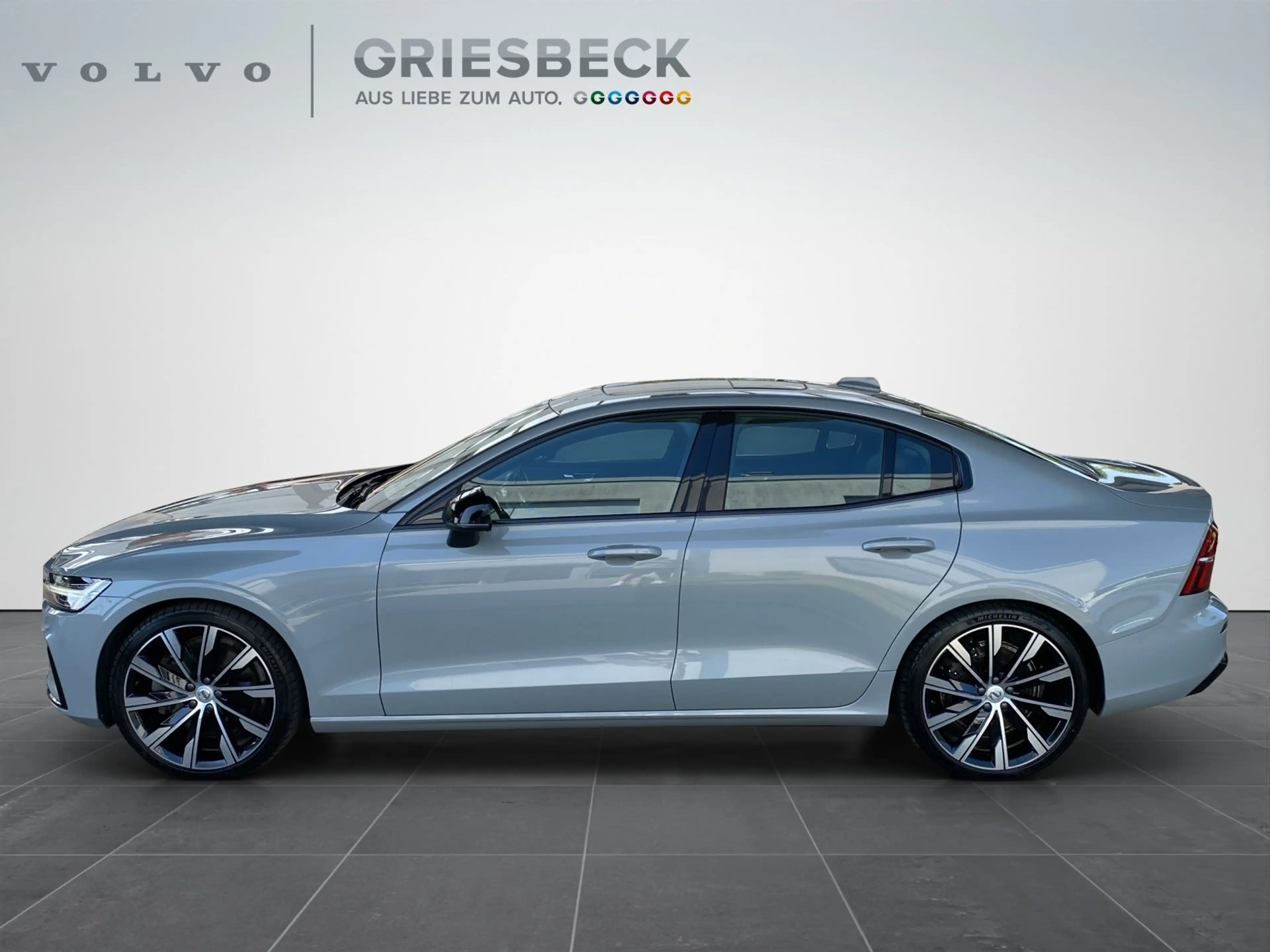 Volvo S60 B5 Ultimate Dark ACC+AHK+LED+Navi+SD+SHZ+LM — photo 2