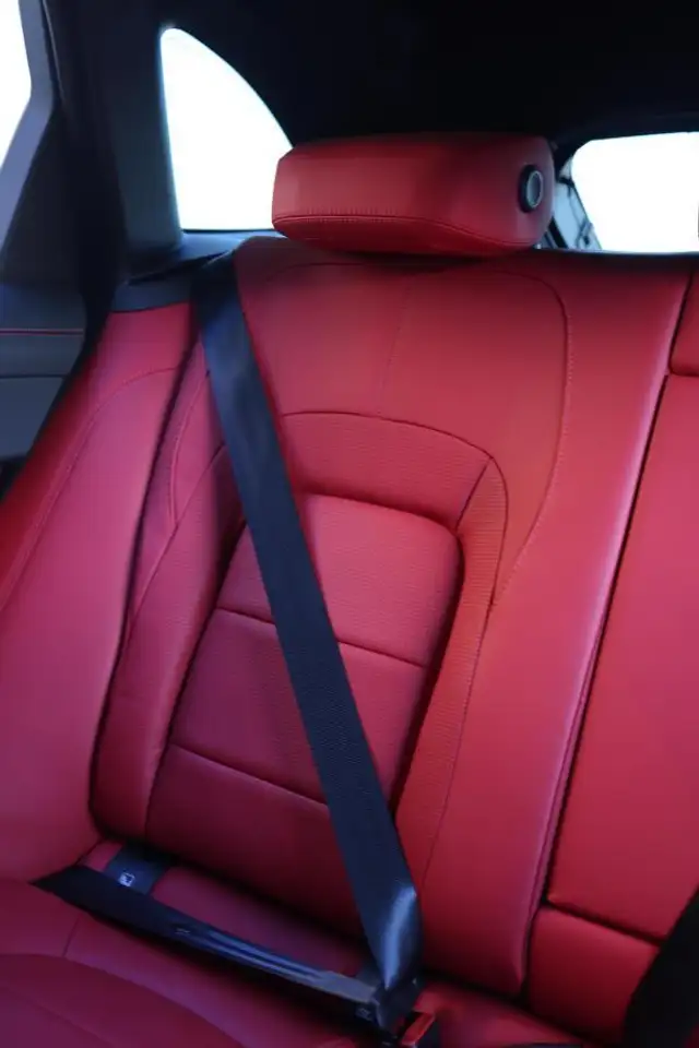 Jaguar F-Pace снимка Jaguar F-Pace