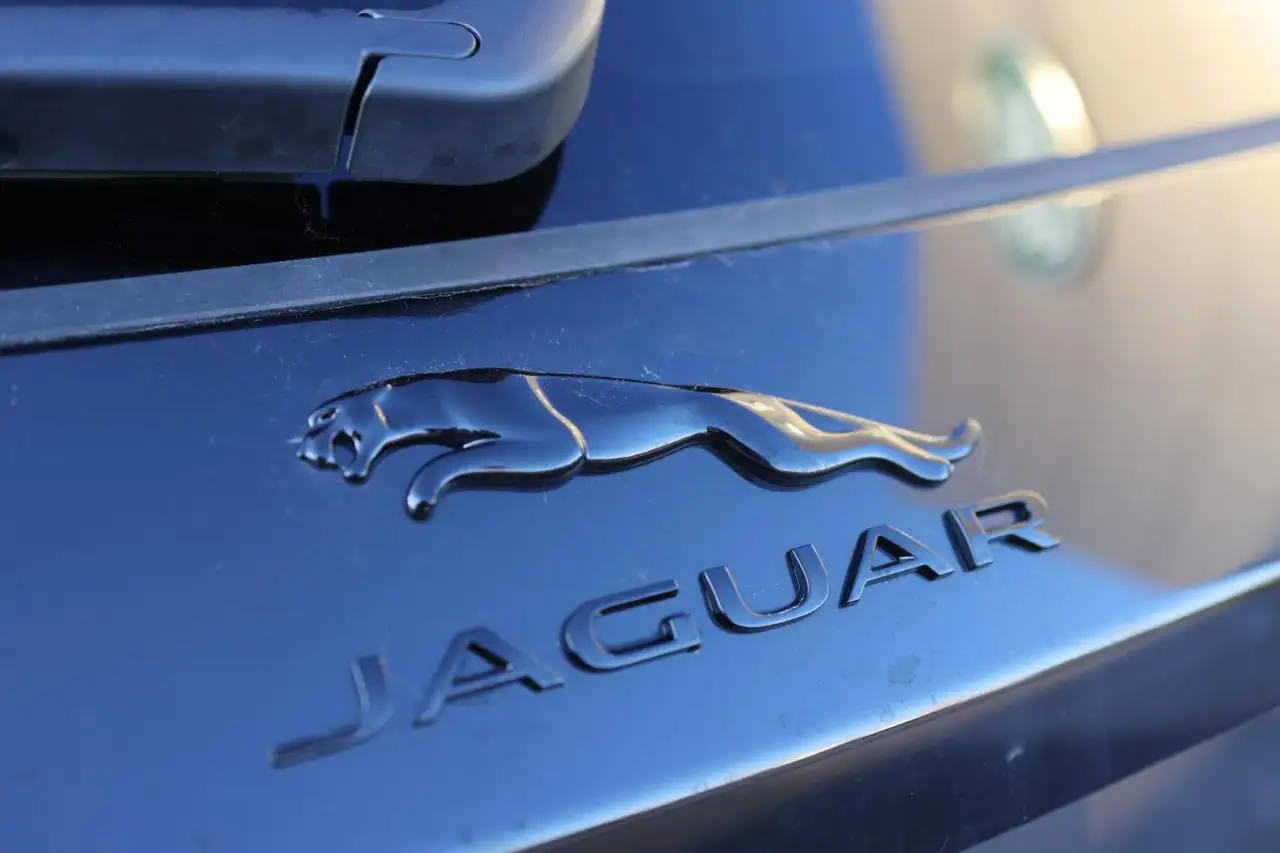 Jaguar F-Pace снимка Jaguar F-Pace