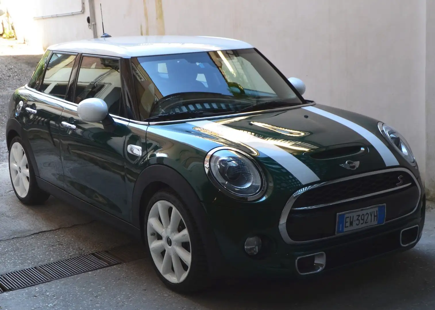MINI Cooper SD Mini 2.0 Cooper SD Business 5p auto Verde - 2